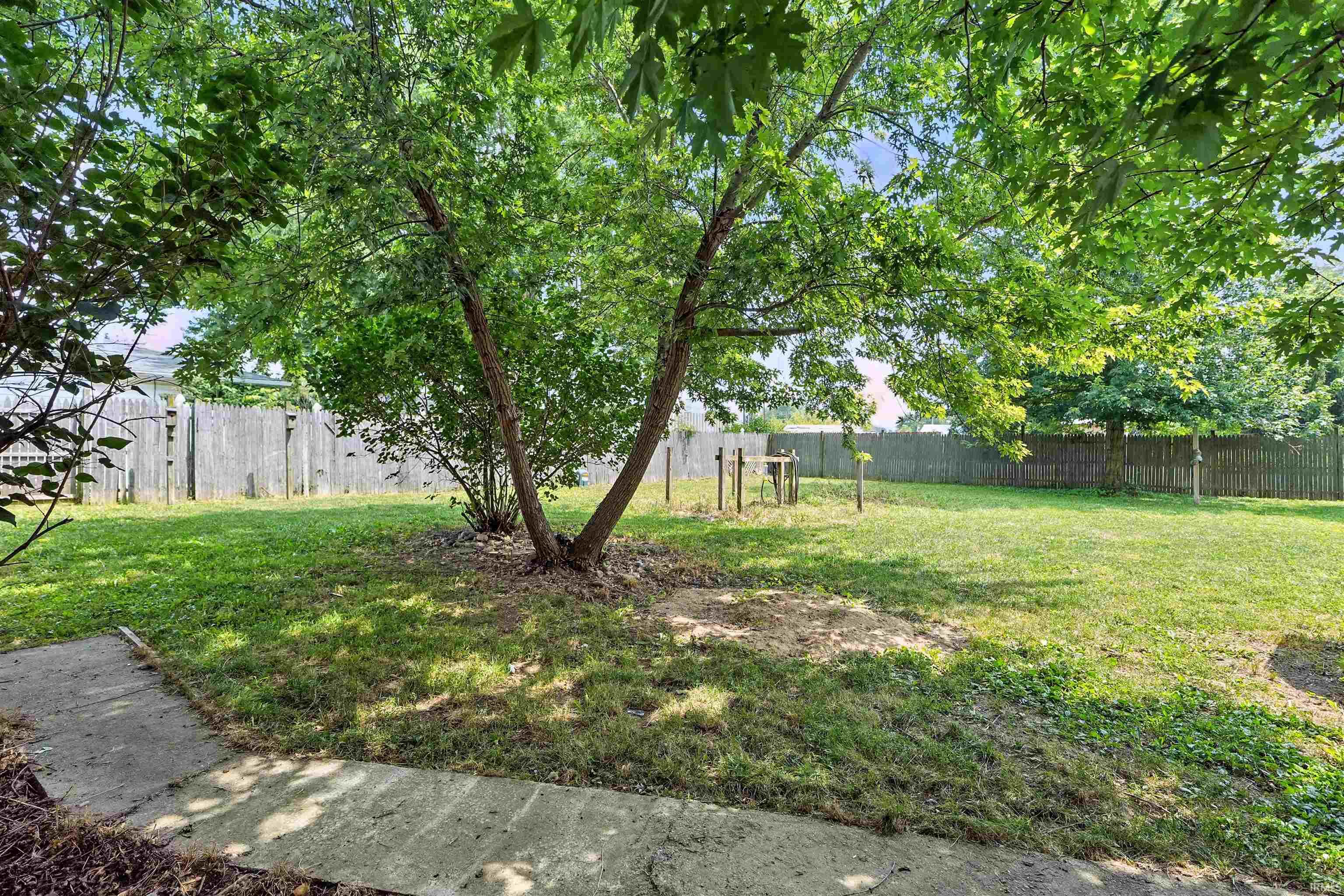 Photo 31 of 2115 Myers Drive