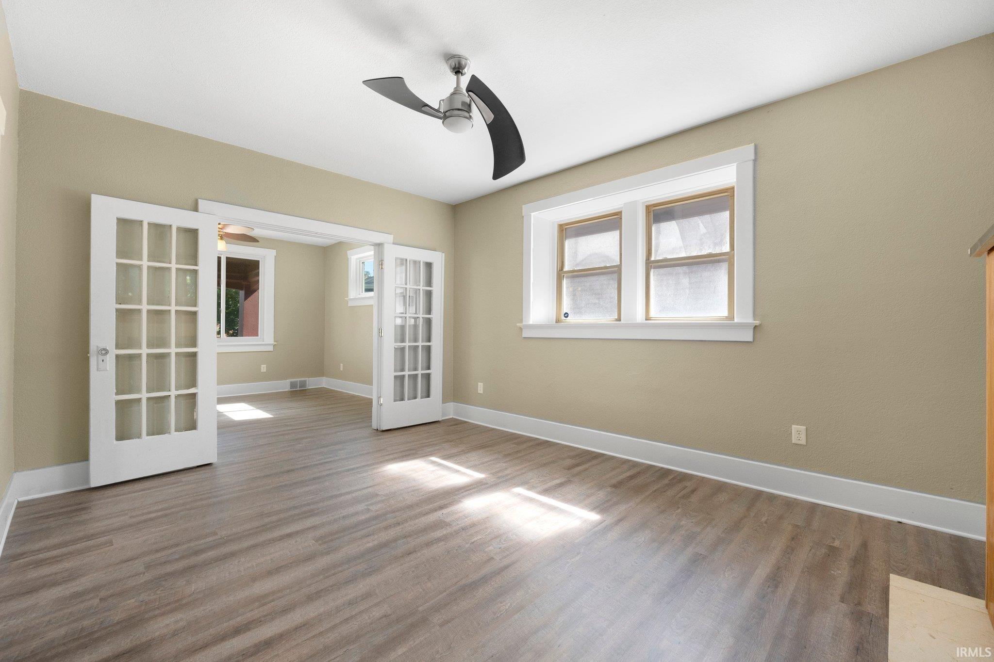 Photo 10 of 118 E Wildwood Avenue
