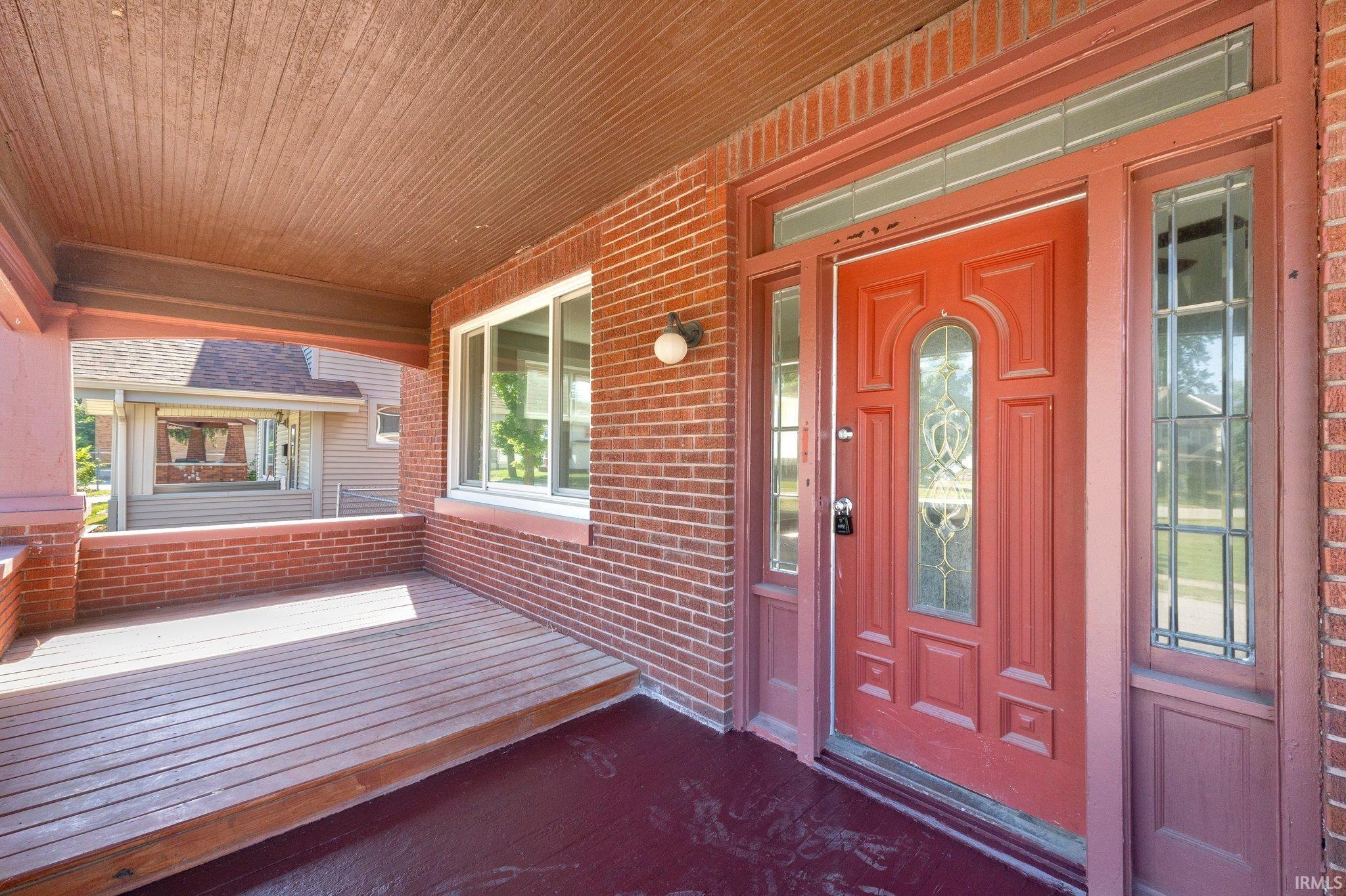 Photo 3 of 118 E Wildwood Avenue