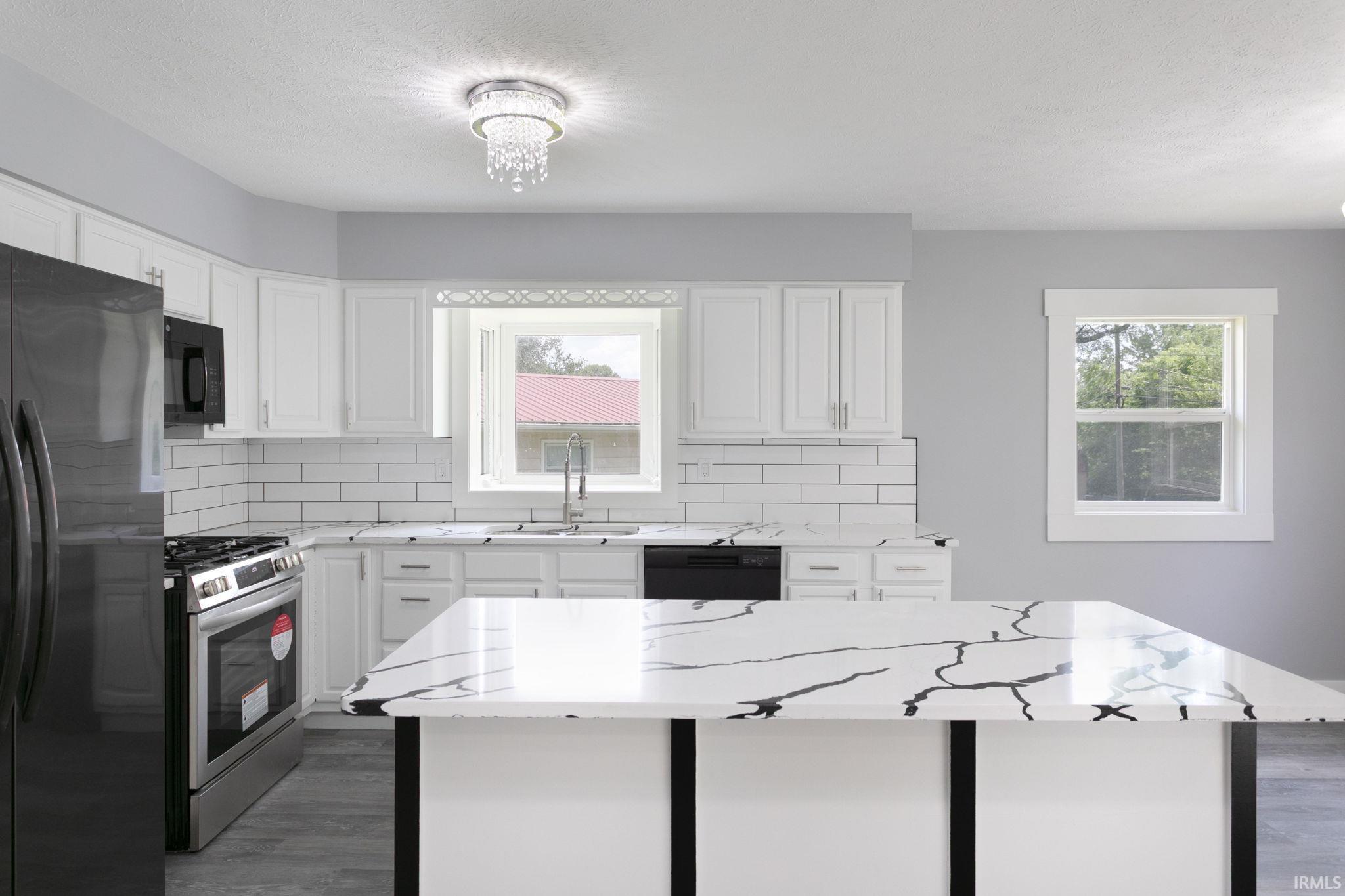 Photo 2 of 60209 Pembrook Lane