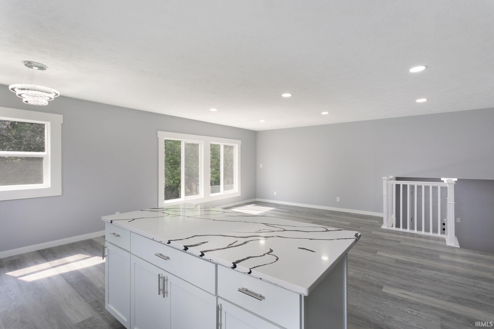 Photo 4 of 60209 Pembrook Lane
