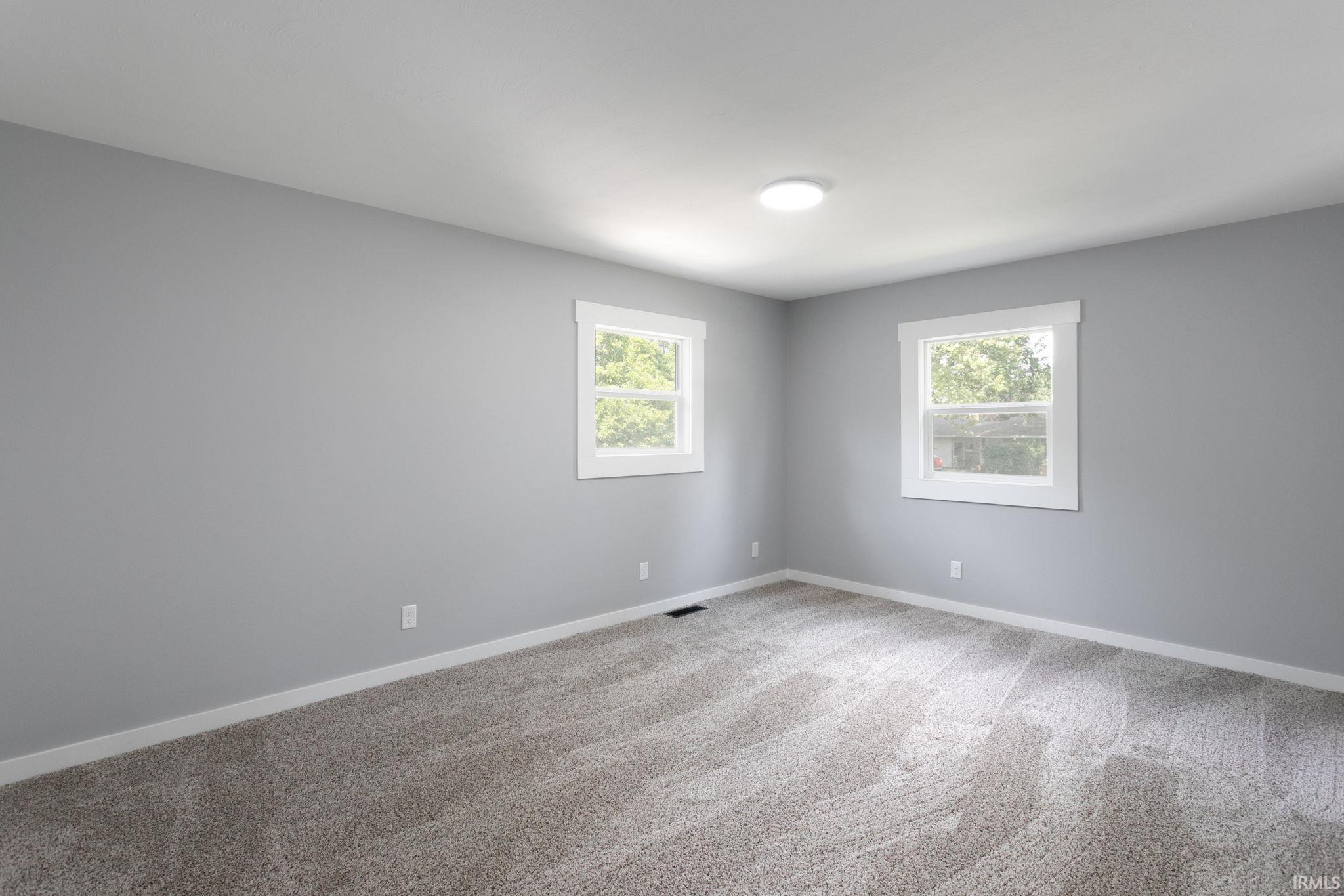 Photo 5 of 60209 Pembrook Lane