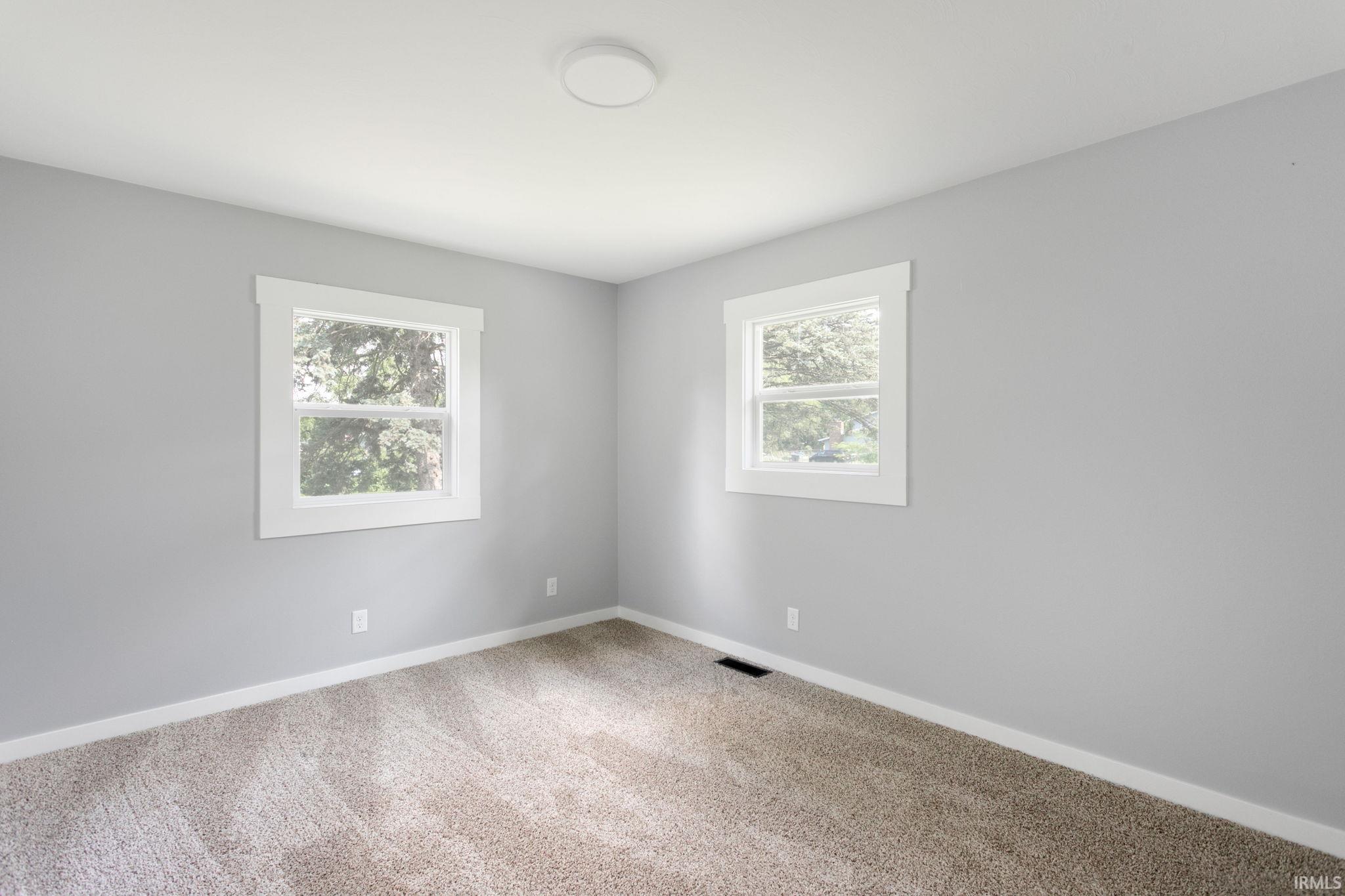 Photo 6 of 60209 Pembrook Lane
