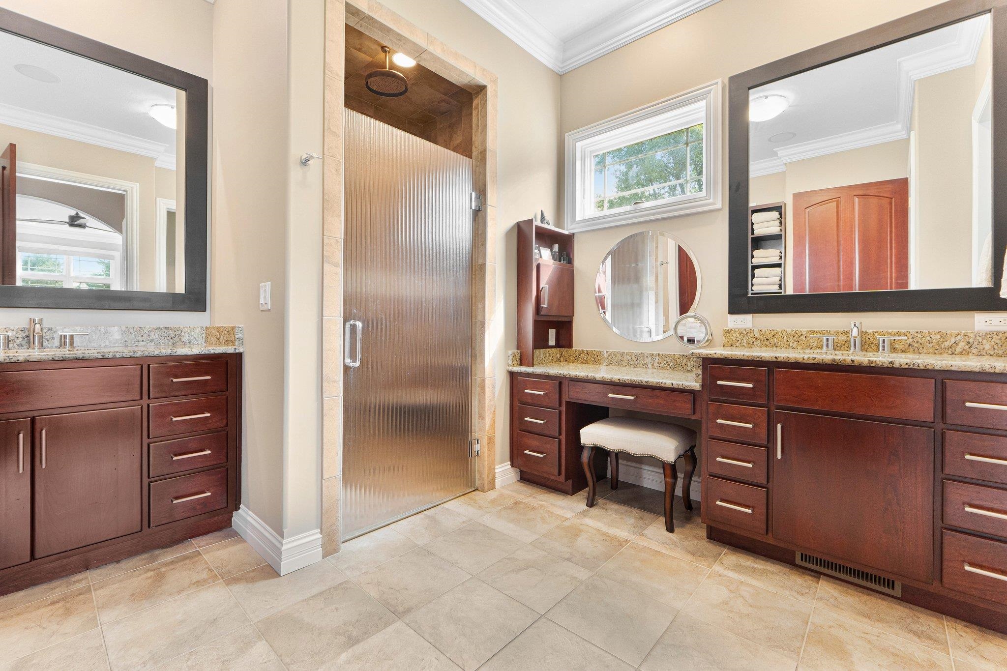 Photo 16 of 53717 Meadow Lake Court