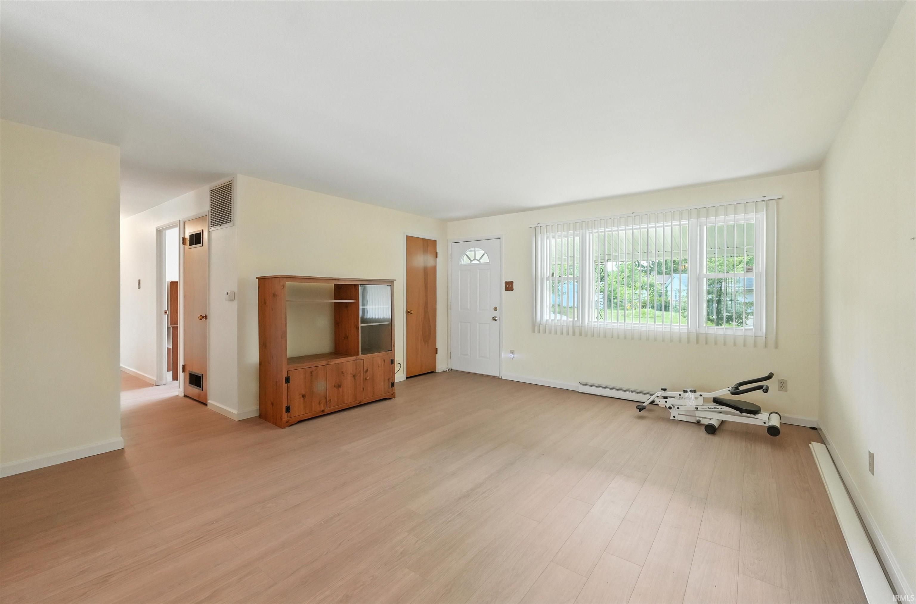 Photo 11 of 2719 Belfast Drive