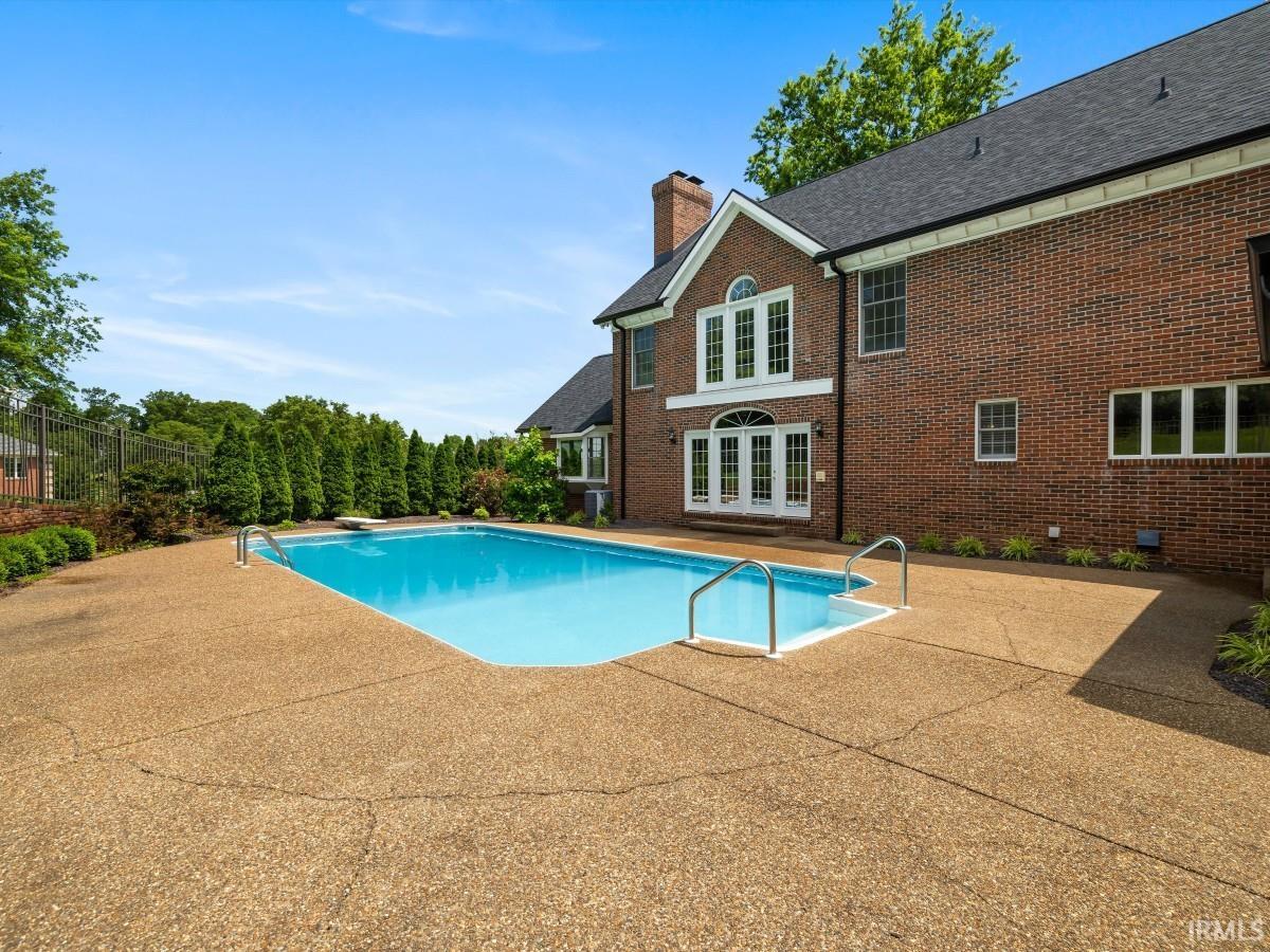 Homes for sale in Evansville, IN | 8508 Carrington Dr, Evansville, IN 47711 | MLS# 202526163