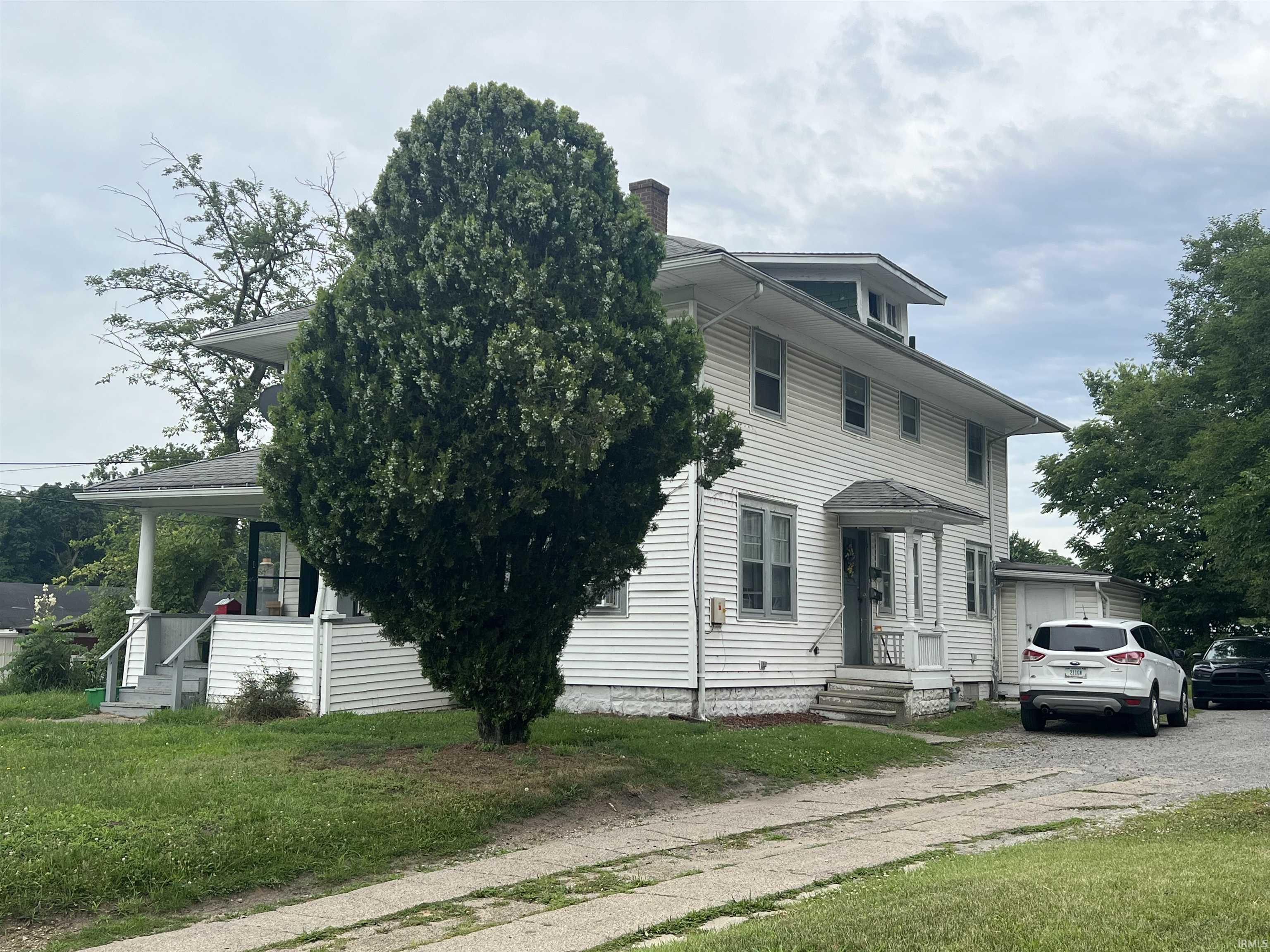 Photo 2 of 1041 Cassopolis Street