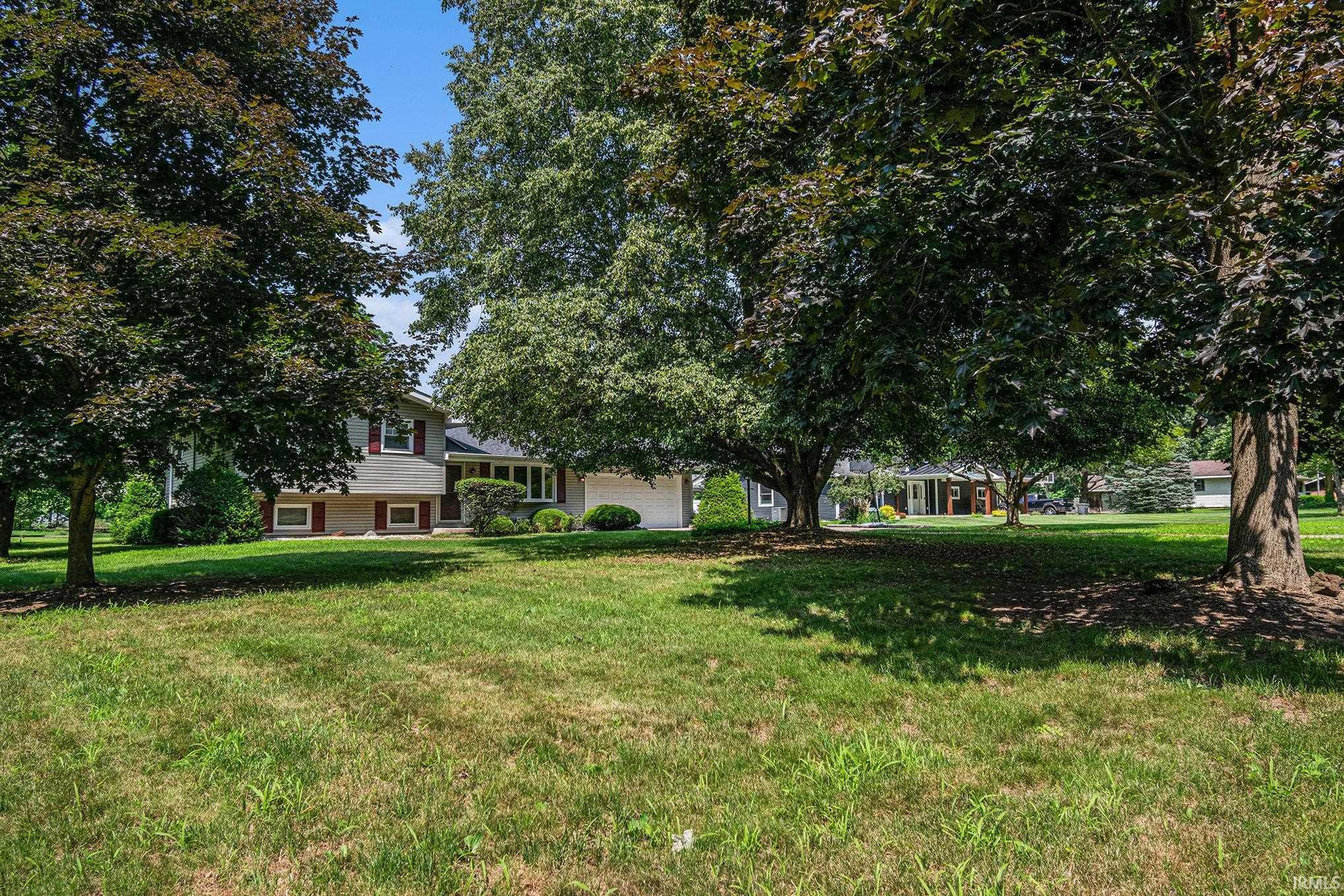 Homes for sale in Elkhart, IN | 29219 County Road 2, Elkhart, IN 46514 | MLS# 202526211