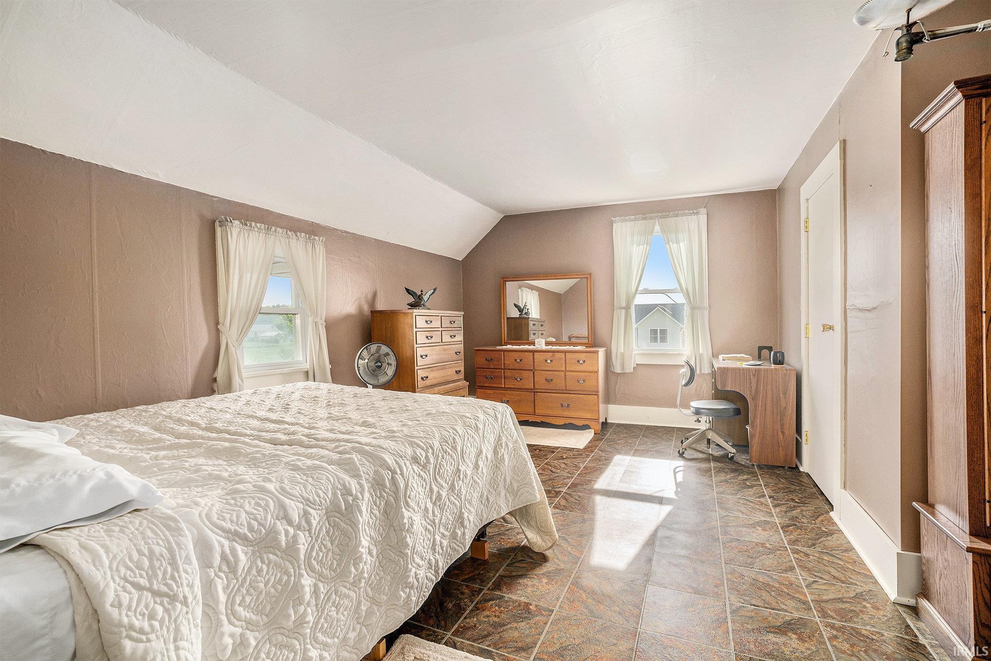 Photo 11 of 9135 W 750 North