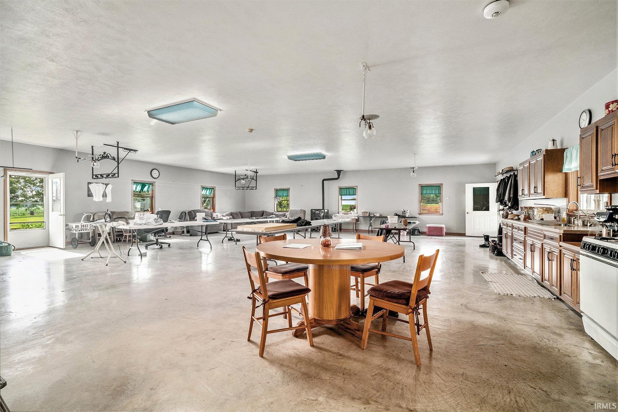 Photo 8 of 9135 W 750 North