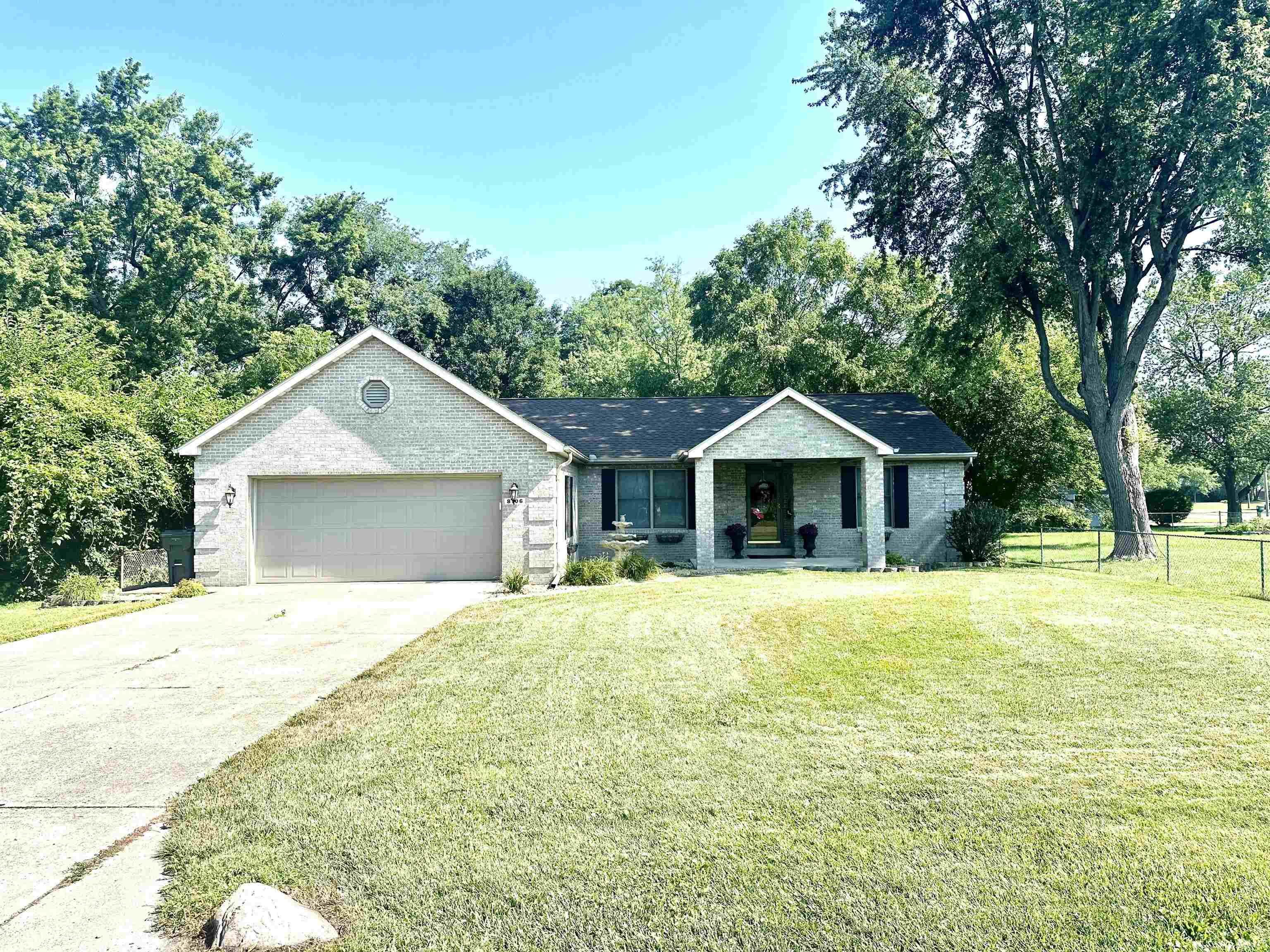 Homes for sale in Yorktown, IN | 8106 W Adaline St, Yorktown, IN 47396 | MLS# 202526260