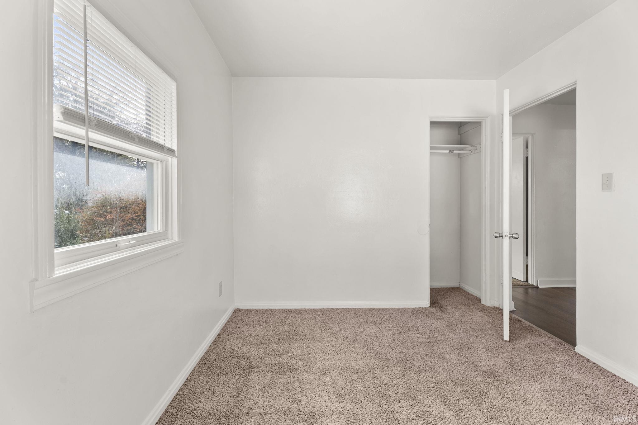 Photo 19 of 444 W Fairfax Avenue