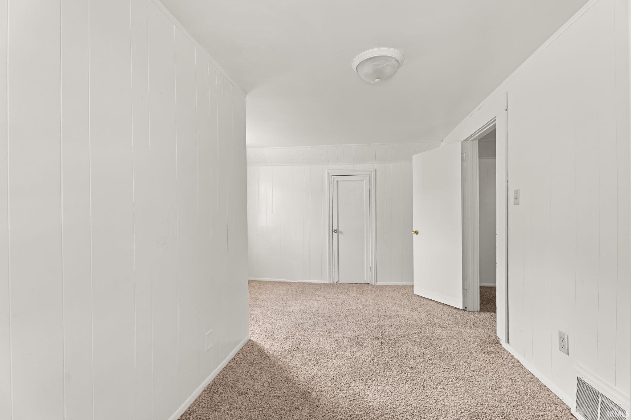 Photo 28 of 444 W Fairfax Avenue