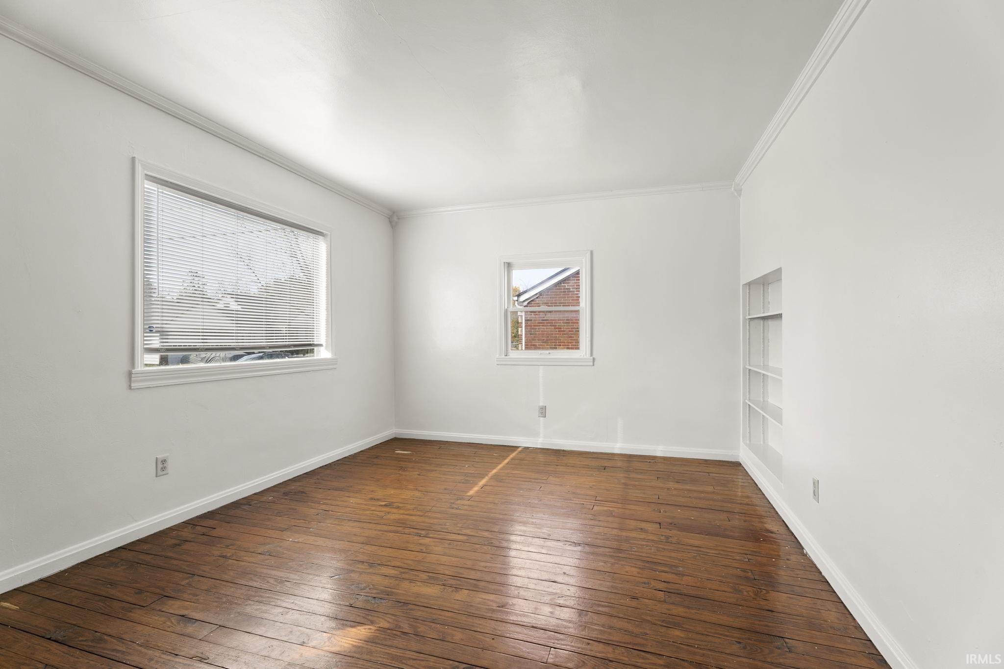 Photo 7 of 444 W Fairfax Avenue