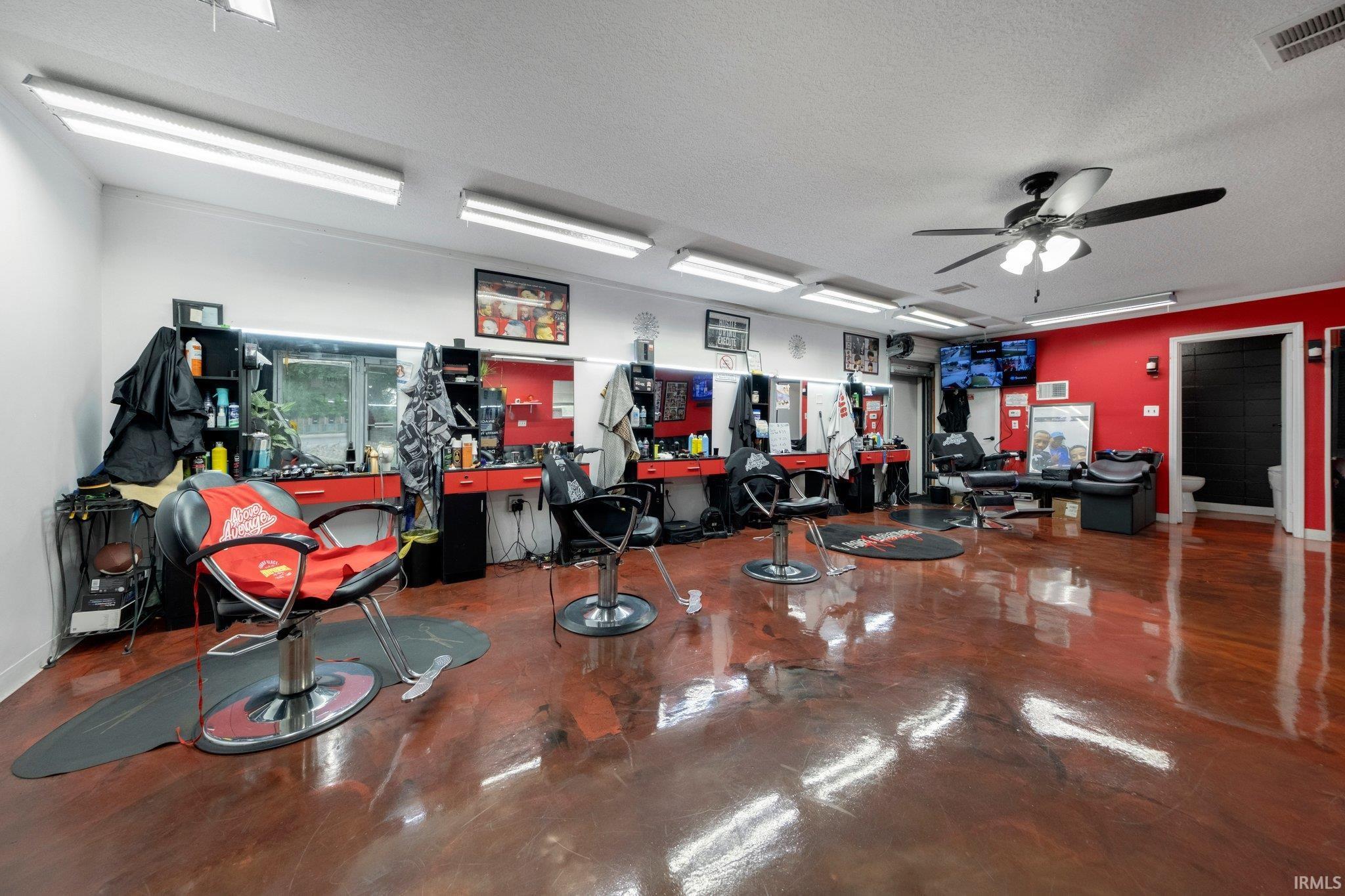 Photo 23 of 1017 E Pontiac Street