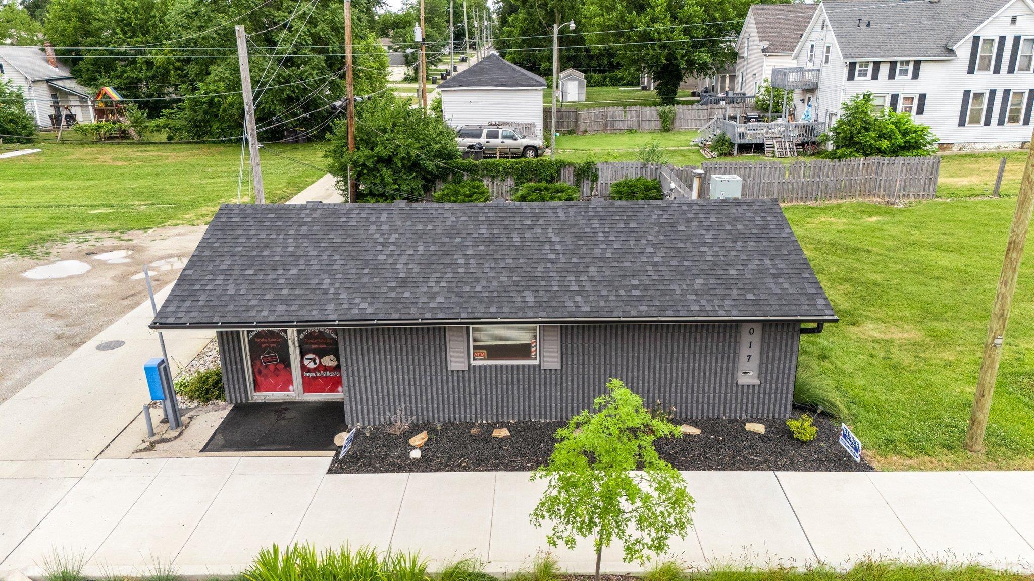 Photo 28 of 1017 E Pontiac Street