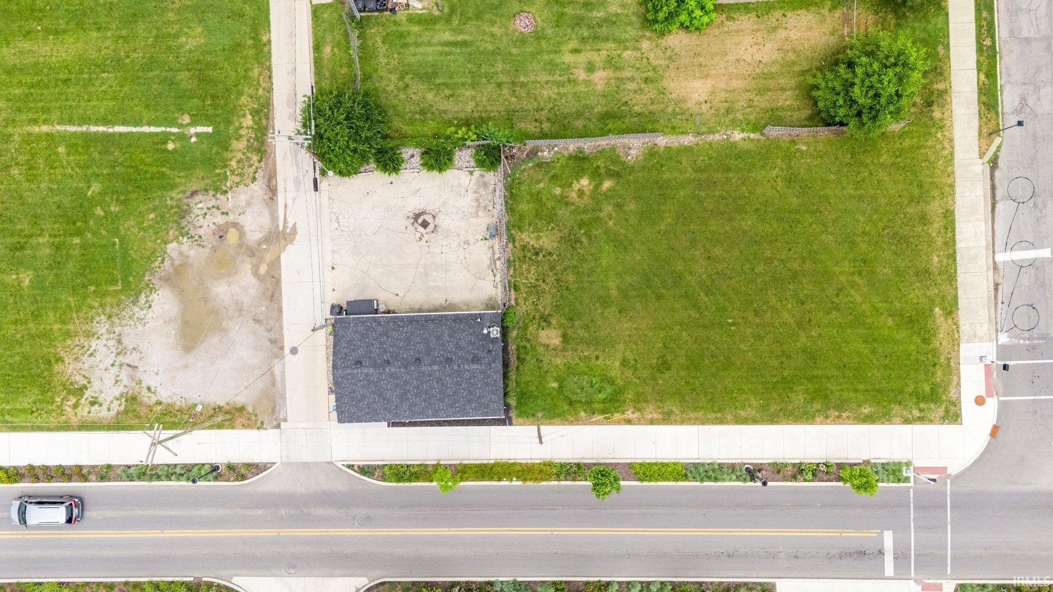 Photo 31 of 1017 E Pontiac Street