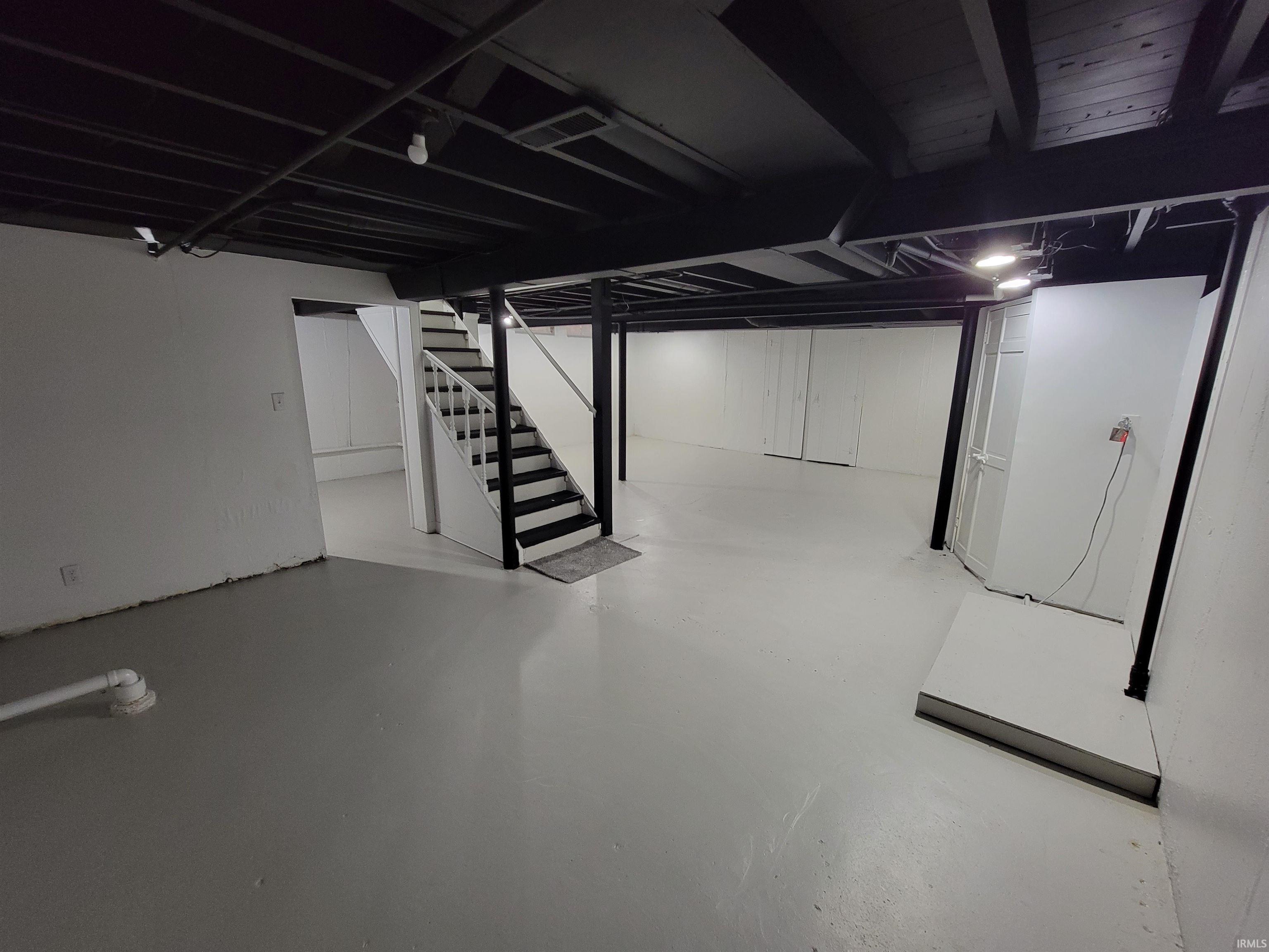 Photo 16 of 4438 Wilmette Street