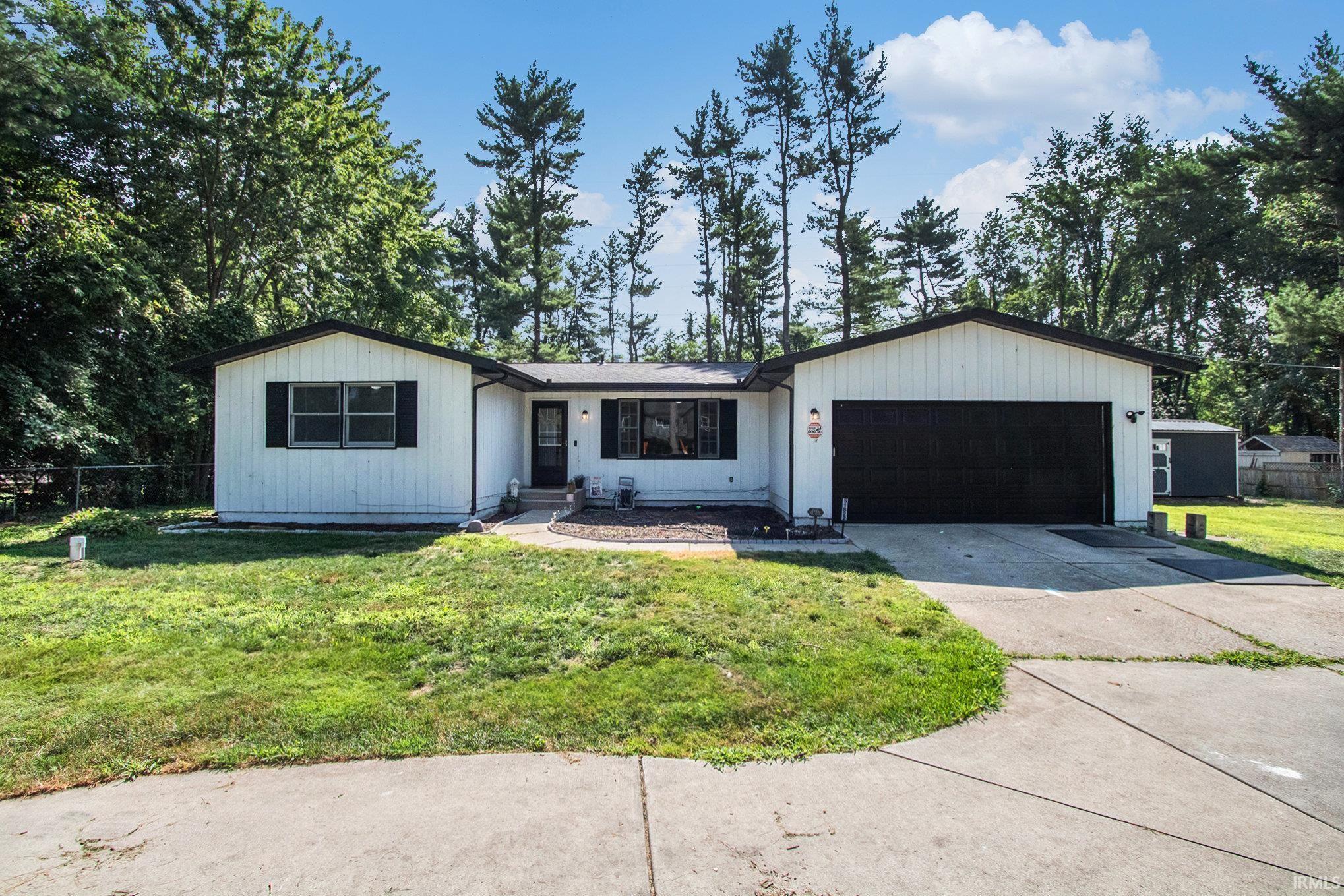 Homes for sale in Granger, IN | 51822 Currant Rd, Granger, IN 46530 | MLS# 202526375