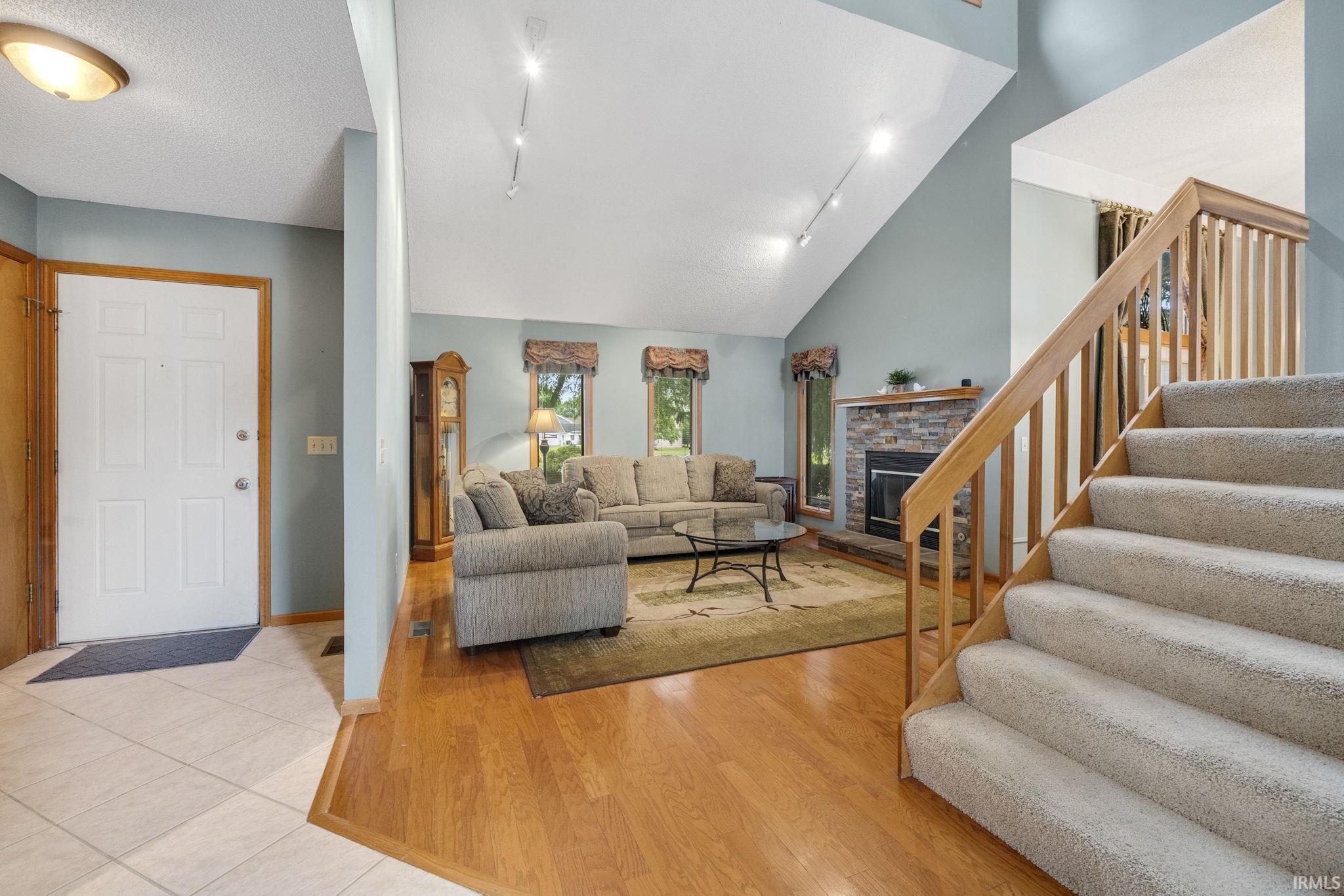 Photo 12 of 8723 Newberry Drive
