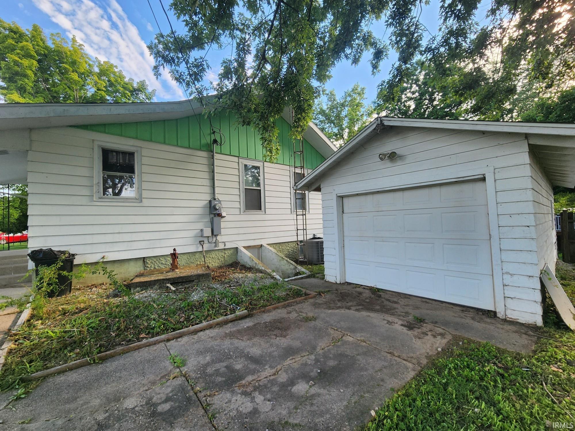 Homes for sale in Bicknell, IN | 302 W 7Th St, Bicknell, IN 47512 | MLS# 202526388