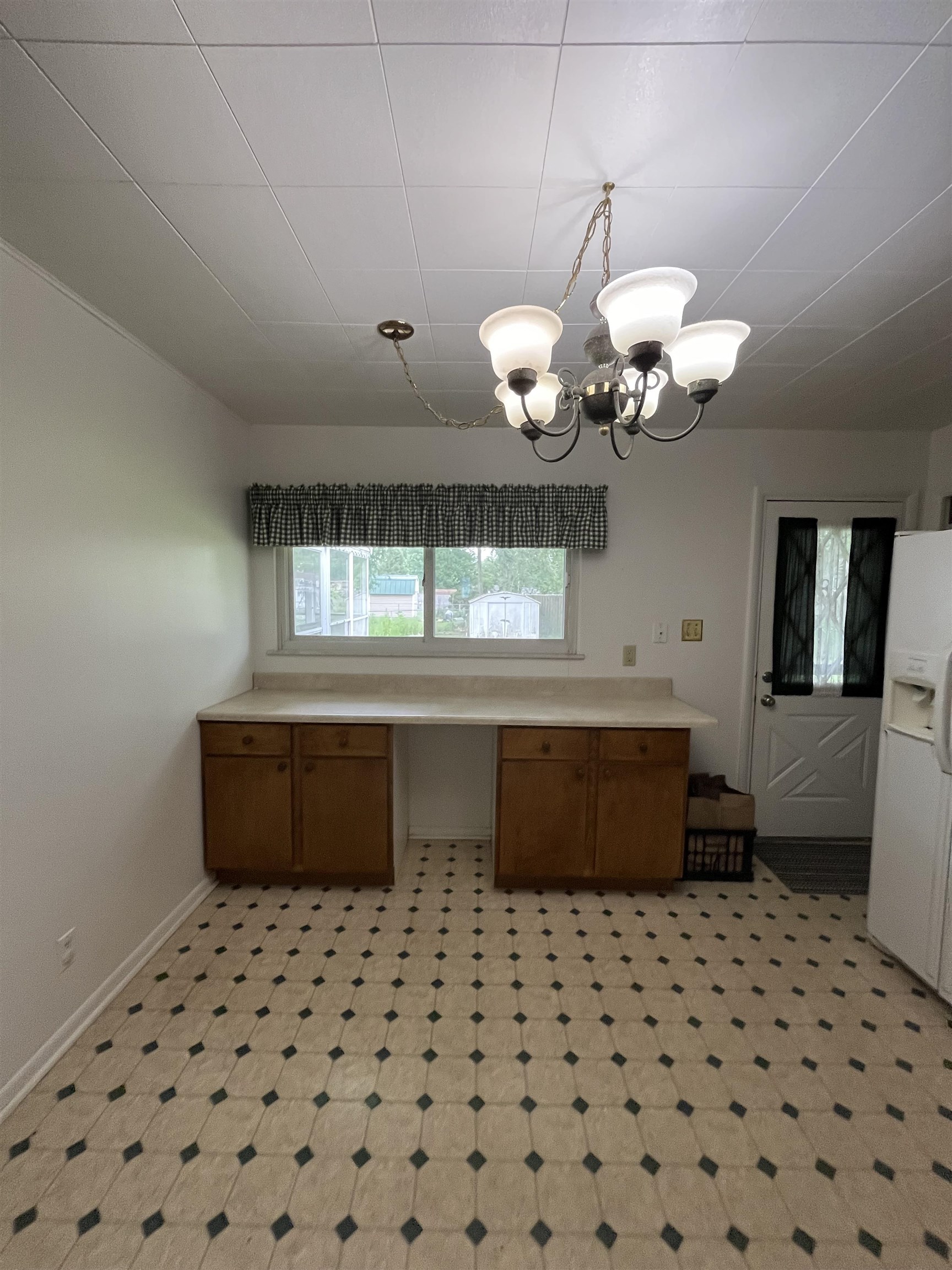 Photo 12 of 4612 Maple Terrace Parkway