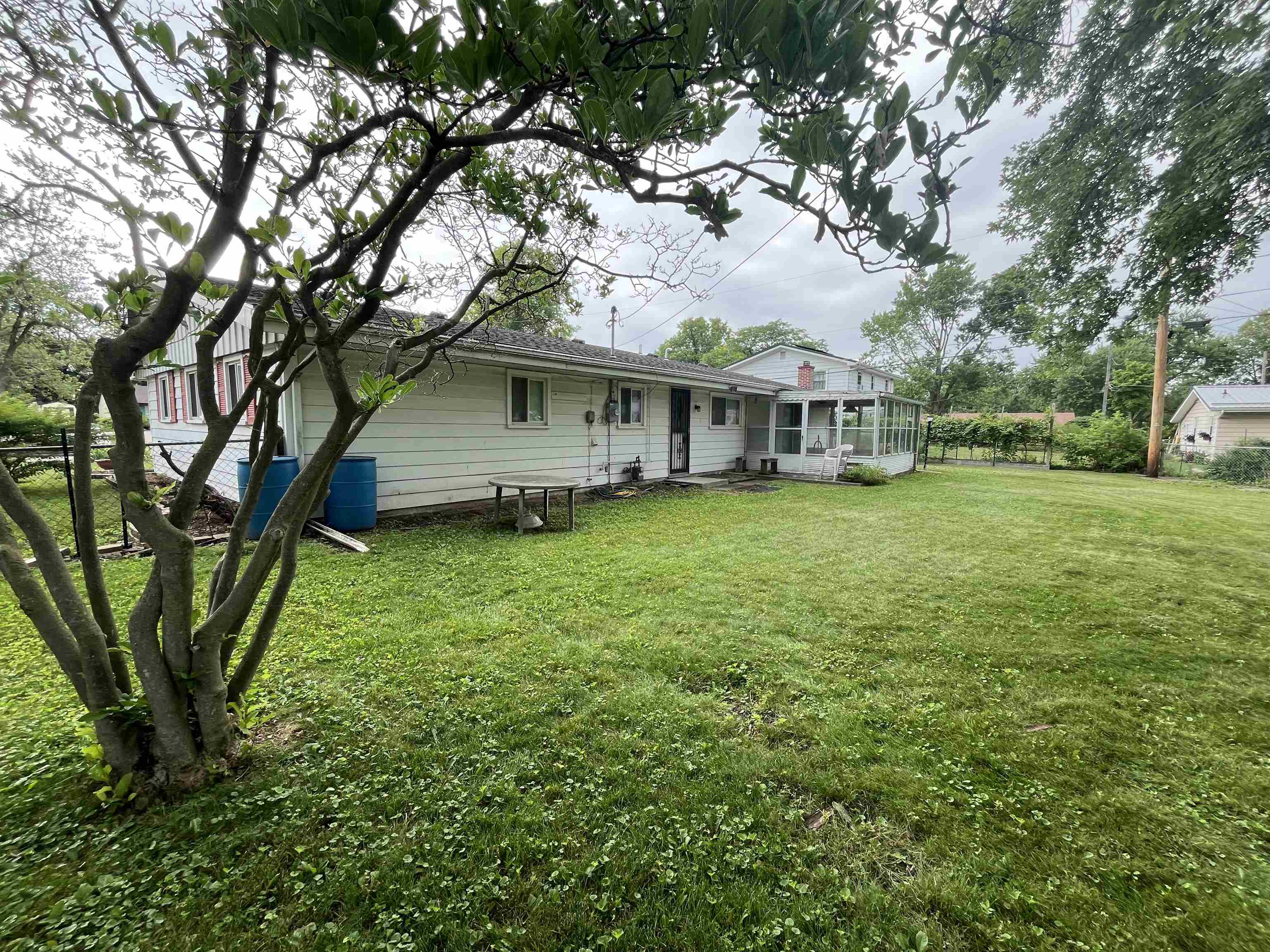 Photo 3 of 4612 Maple Terrace Parkway