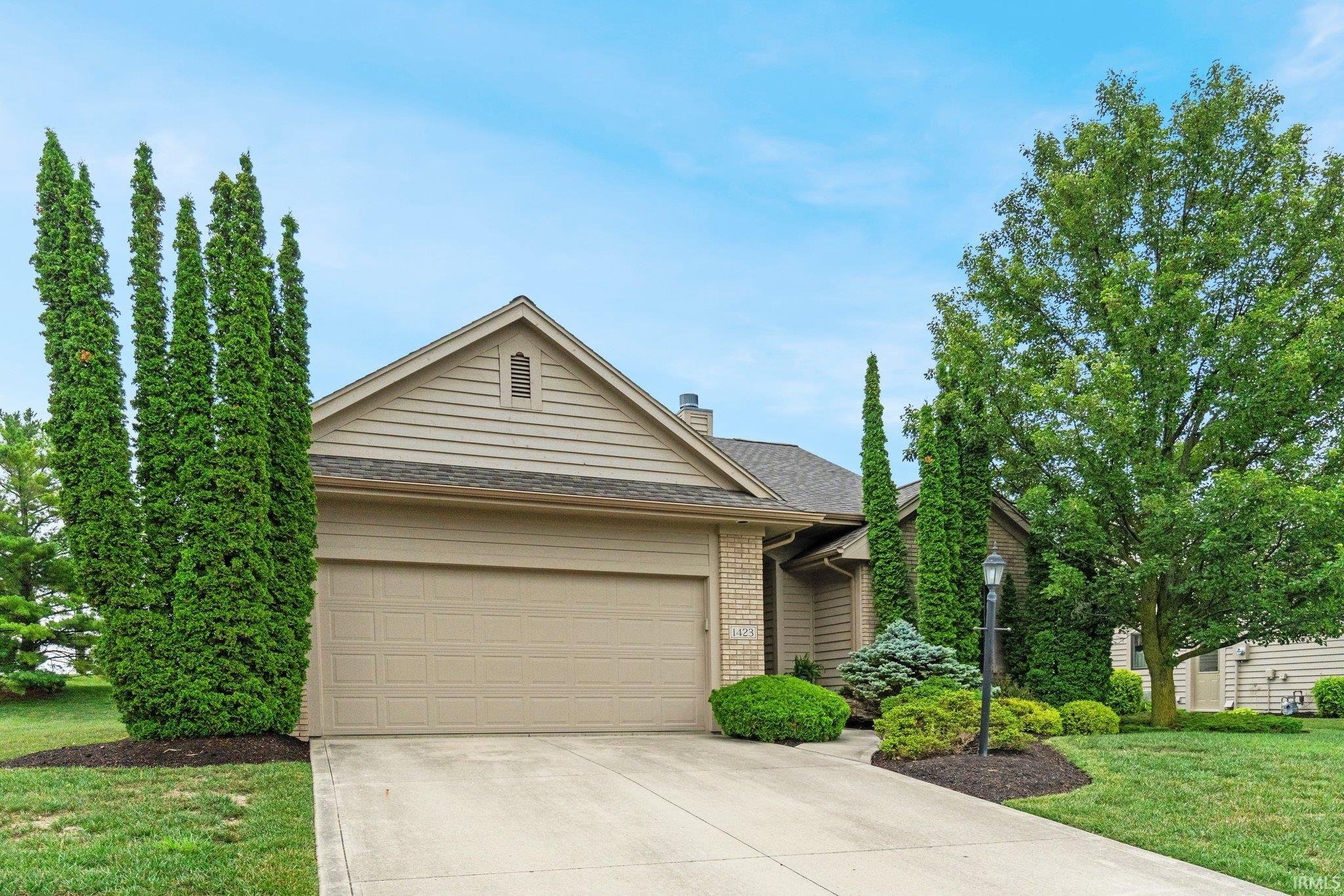 Photo 1 of 1423 Shingle Oak Pointe