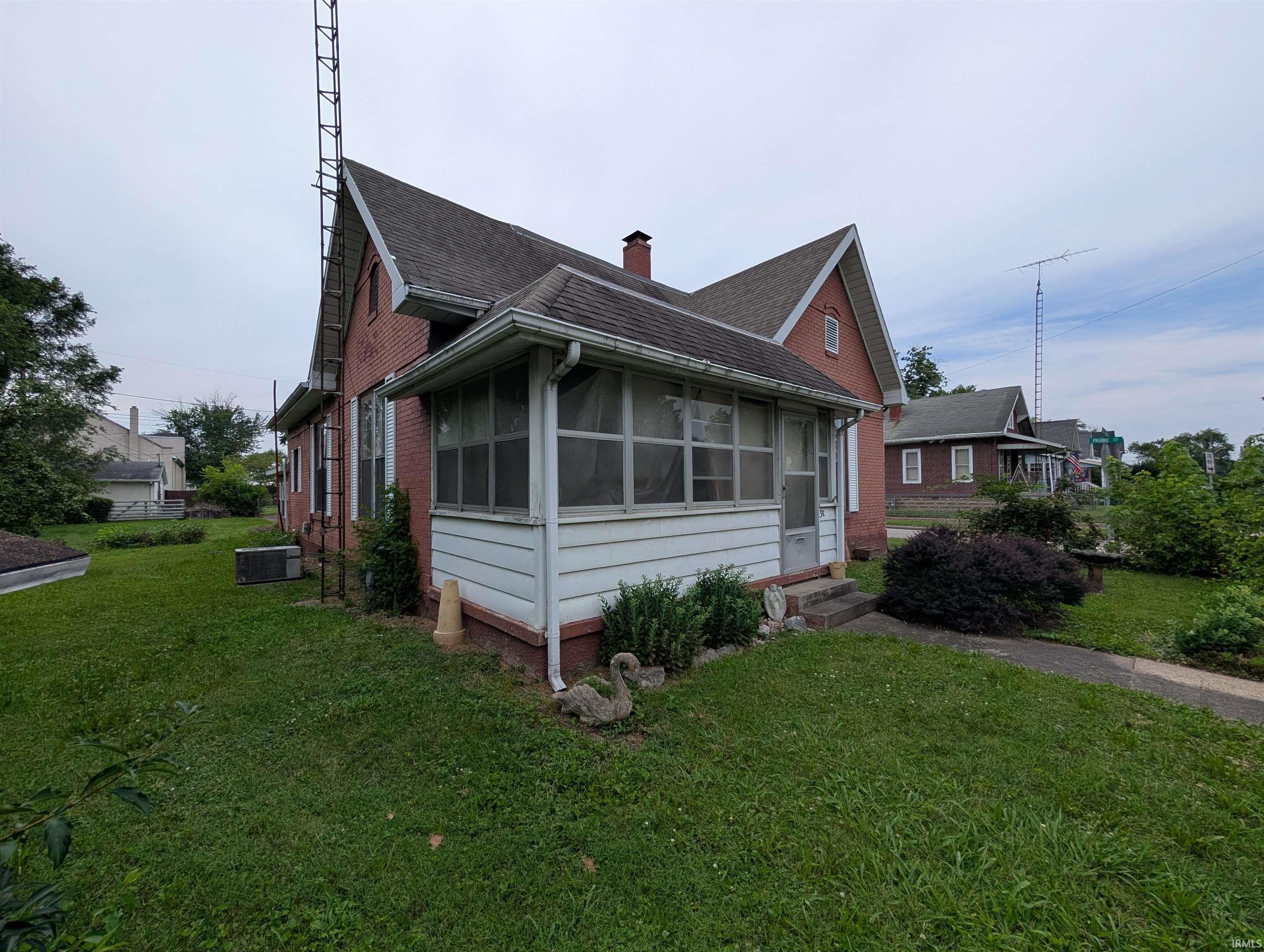 Homes for sale in Vincennes, IN | 3 E Eberwine Ave, Vincennes, IN 47591 | MLS# 202526470