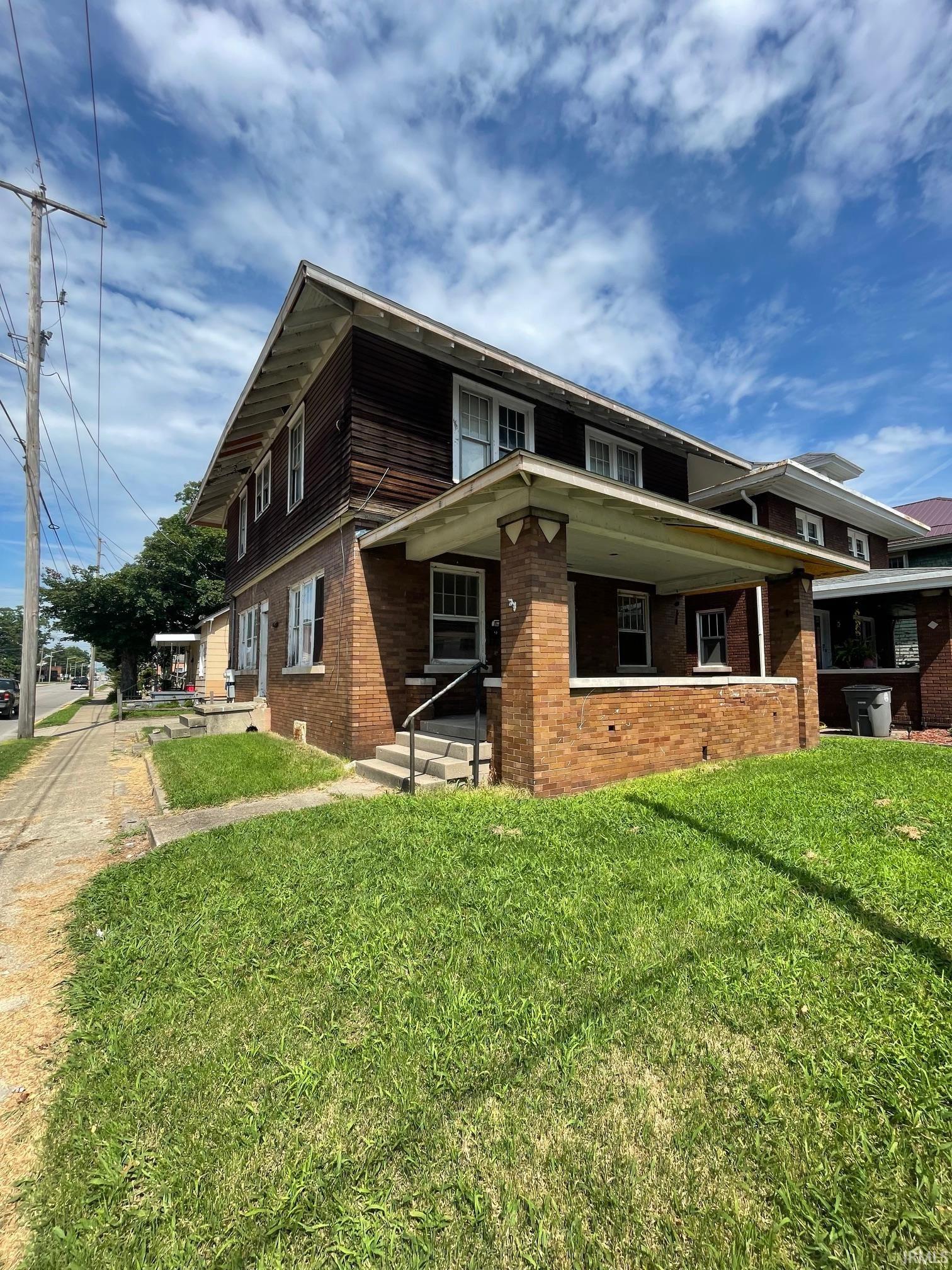 Homes for sale in Vincennes, IN | 702 Buntin St, Vincennes, IN 47591 | MLS# 202526487