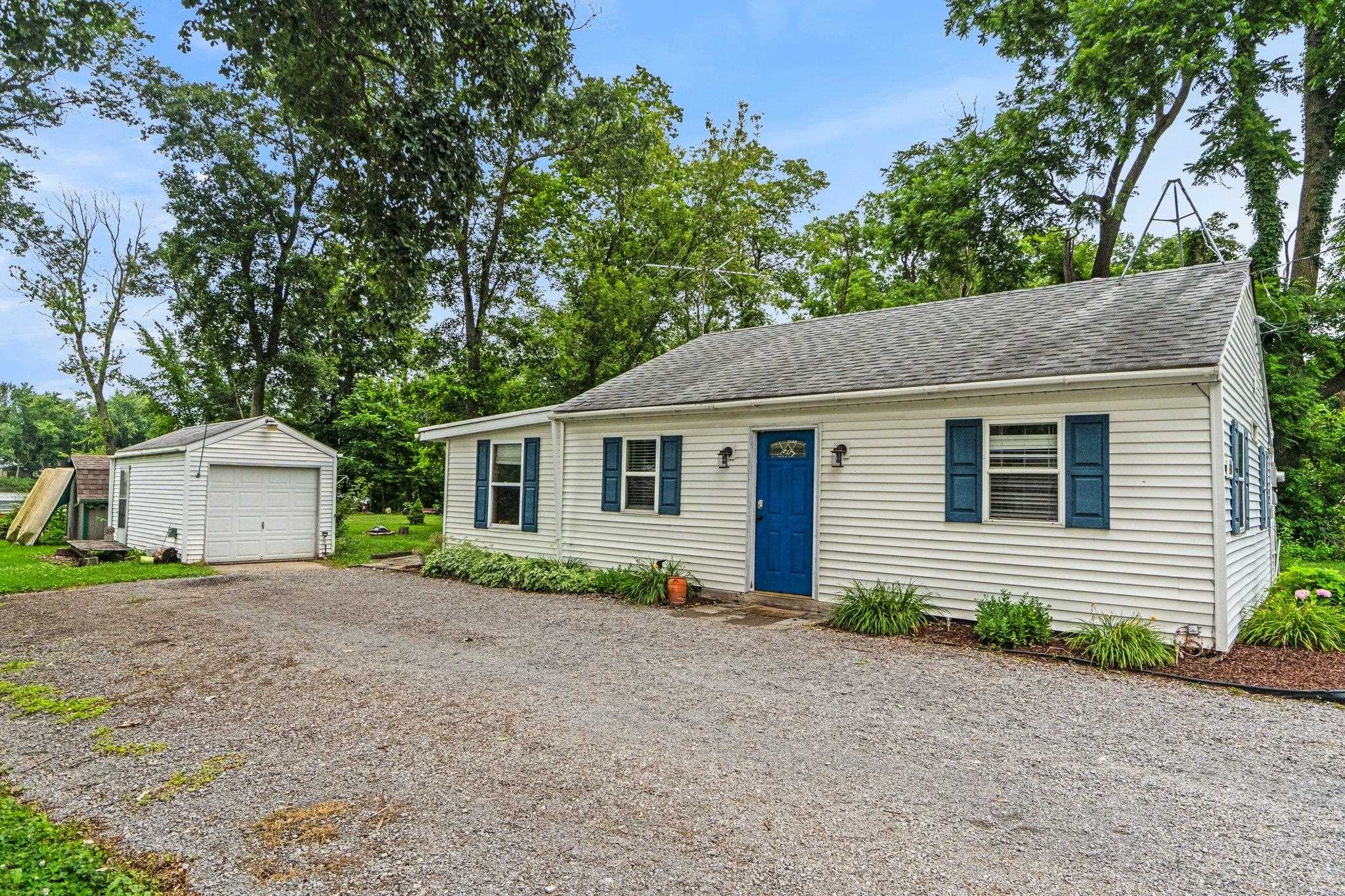 Homes for sale in Pleasant Lake, IN | 3110 S Robyn Dr, Pleasant Lake, IN 46779 | MLS# 202526489