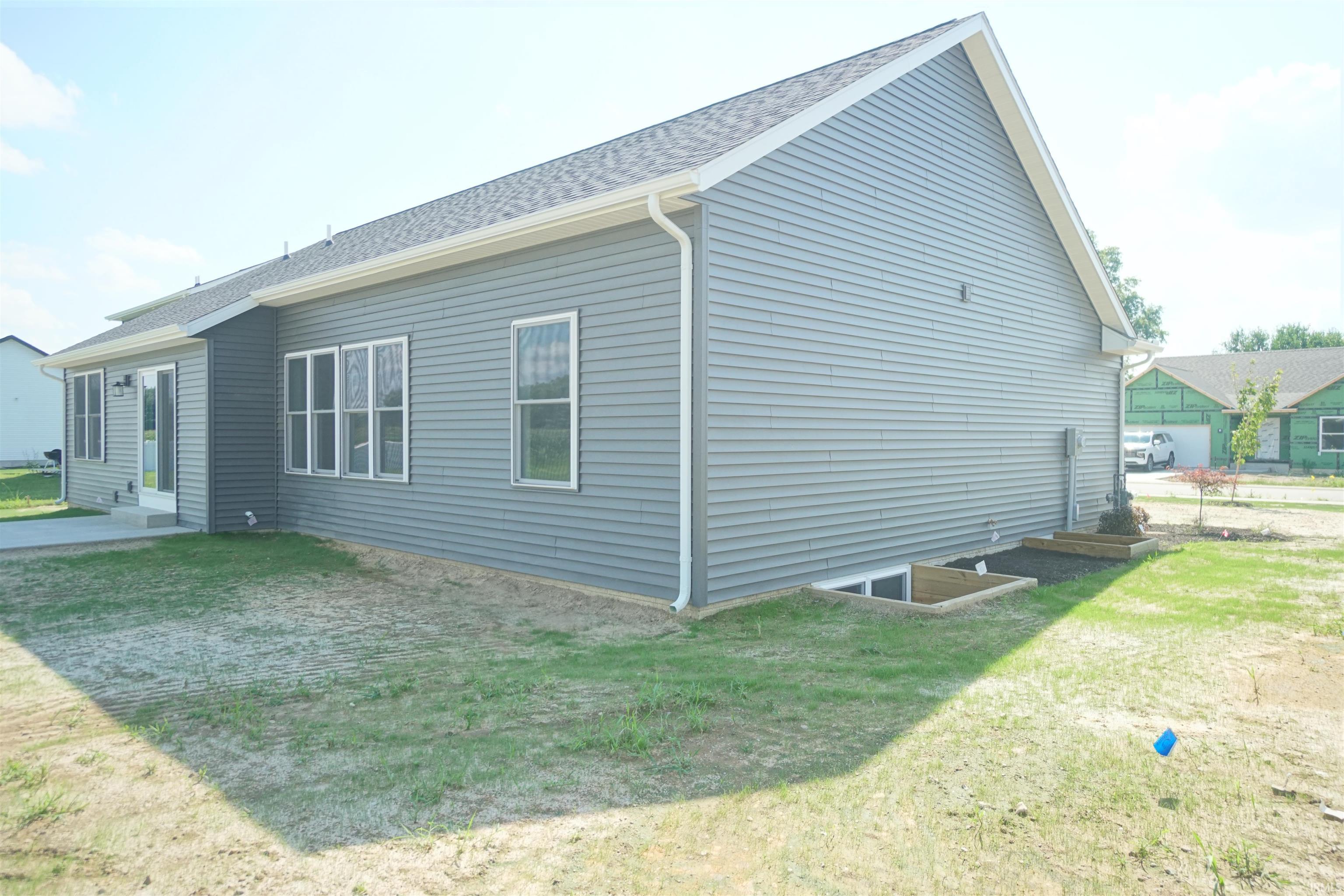 Homes for sale in Milford, IN | 540 N Eastfield Cir, Milford, IN 46542 | MLS# 202526521