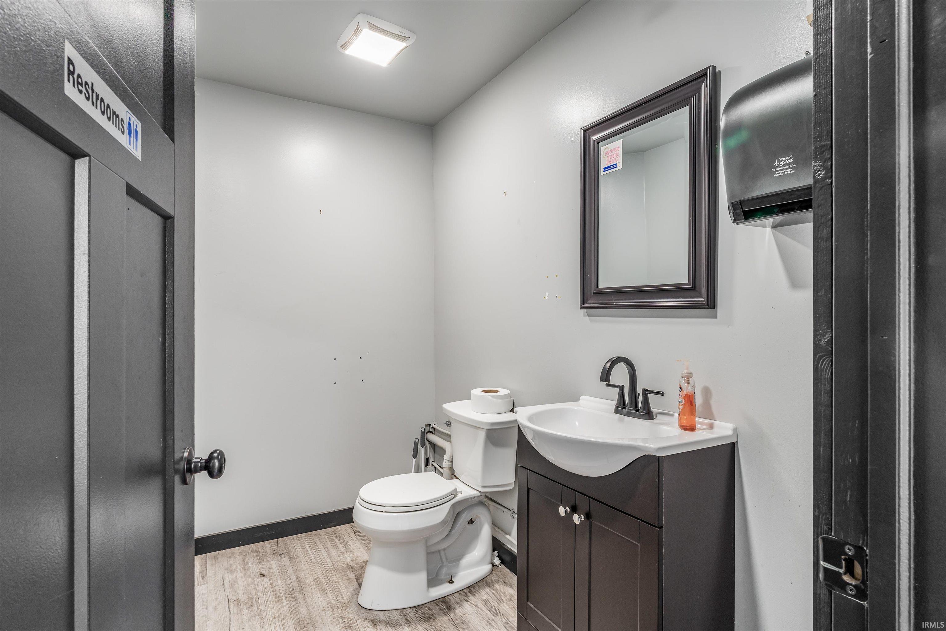 Photo 26 of 1712 South Wayne Avenue