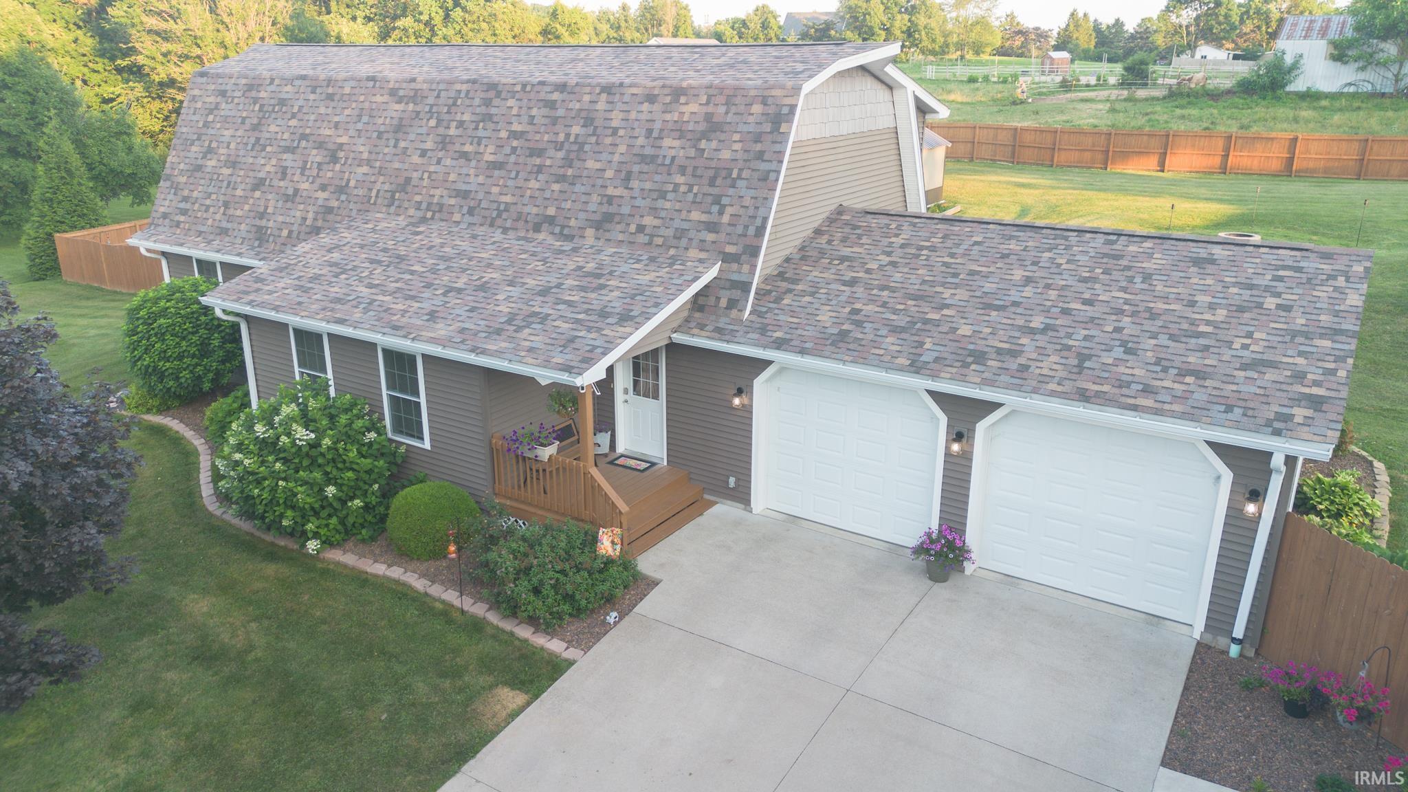 Homes for sale in Ellettsville, IN | 7742 N Barr Rd, Ellettsville, IN 47429 | MLS# 202526682