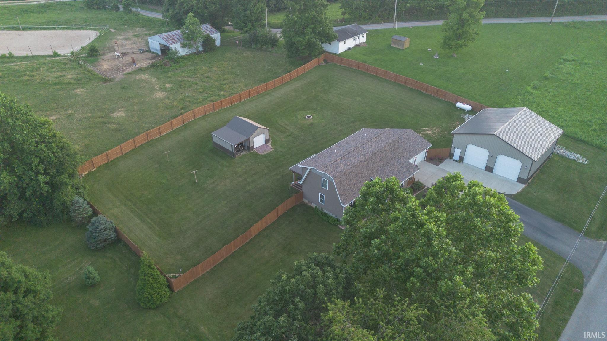 Homes for sale in Ellettsville, IN | 7742 N Barr Rd, Ellettsville, IN 47429 | MLS# 202526682