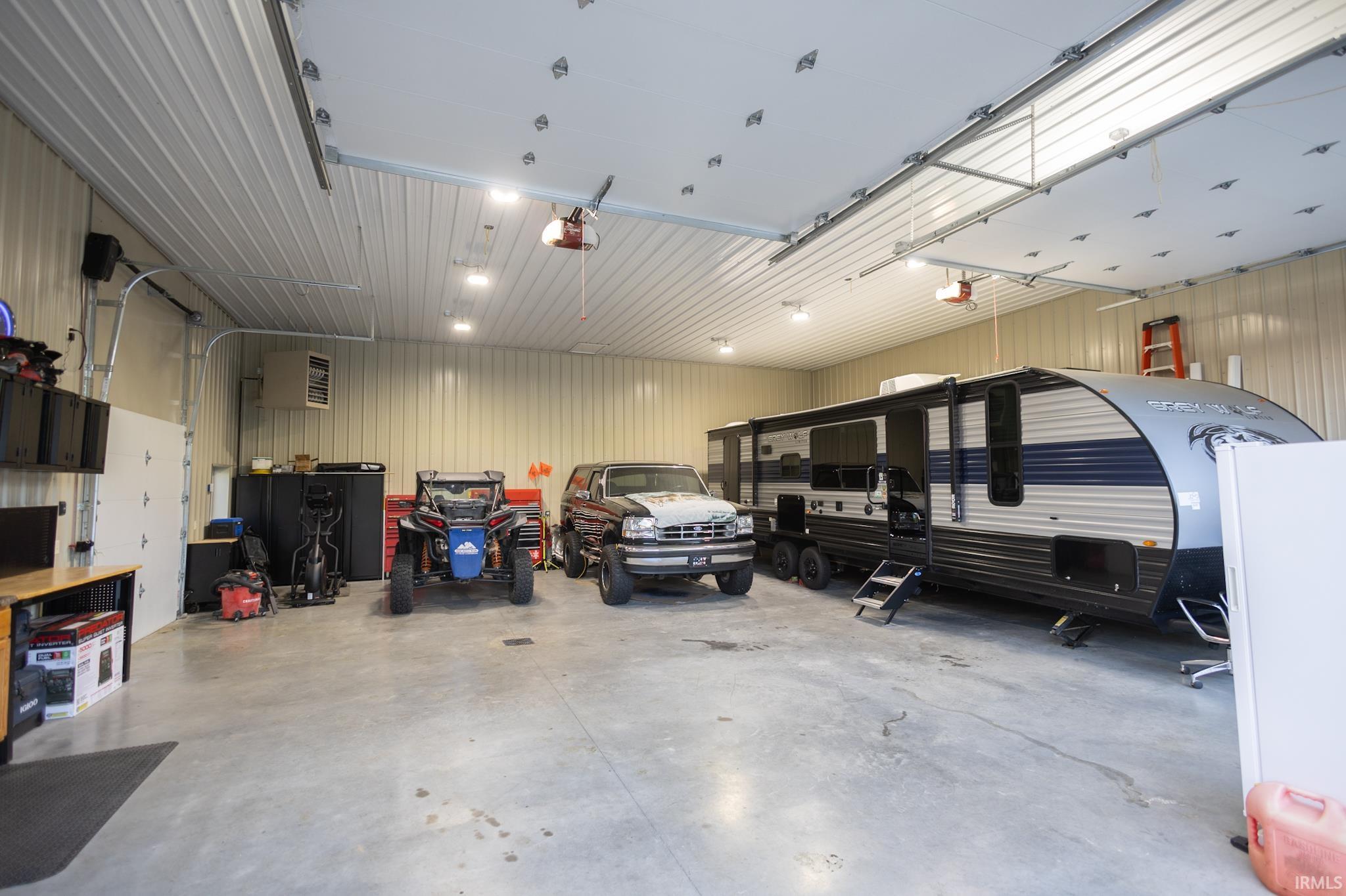 Homes for sale in Ellettsville, IN | 7742 N Barr Rd, Ellettsville, IN 47429 | MLS# 202526682