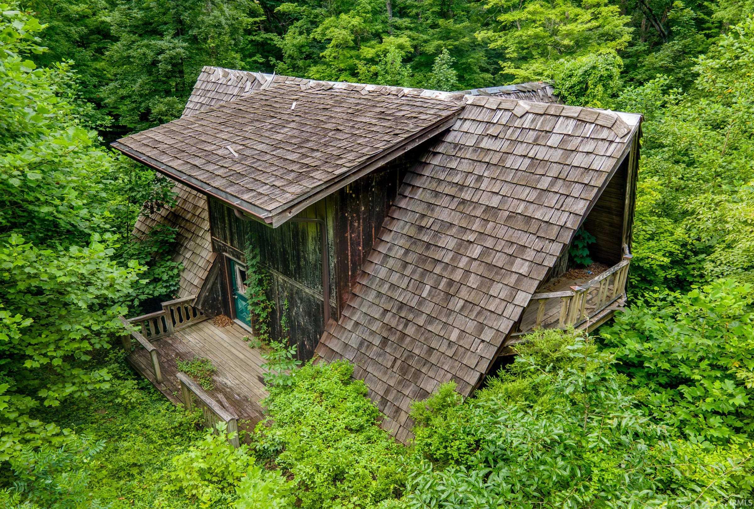 Homes for sale in Evansville, IN | 4445 Seib Rd, Evansville, IN 47720 | MLS# 202526799