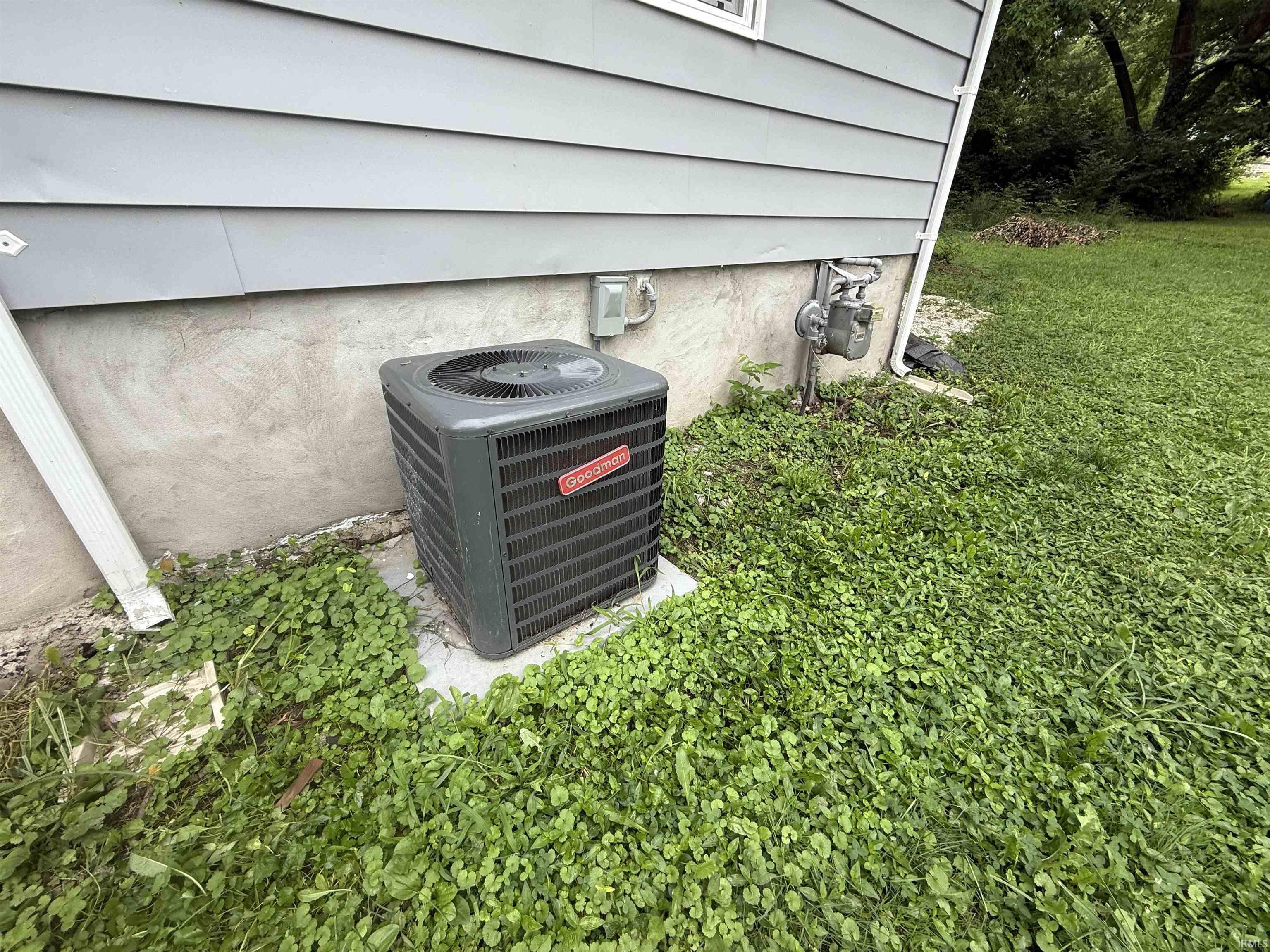 Homes for sale in Petersburg, IN | 409 N 11th St, Petersburg, IN 47567 | MLS# 202526818