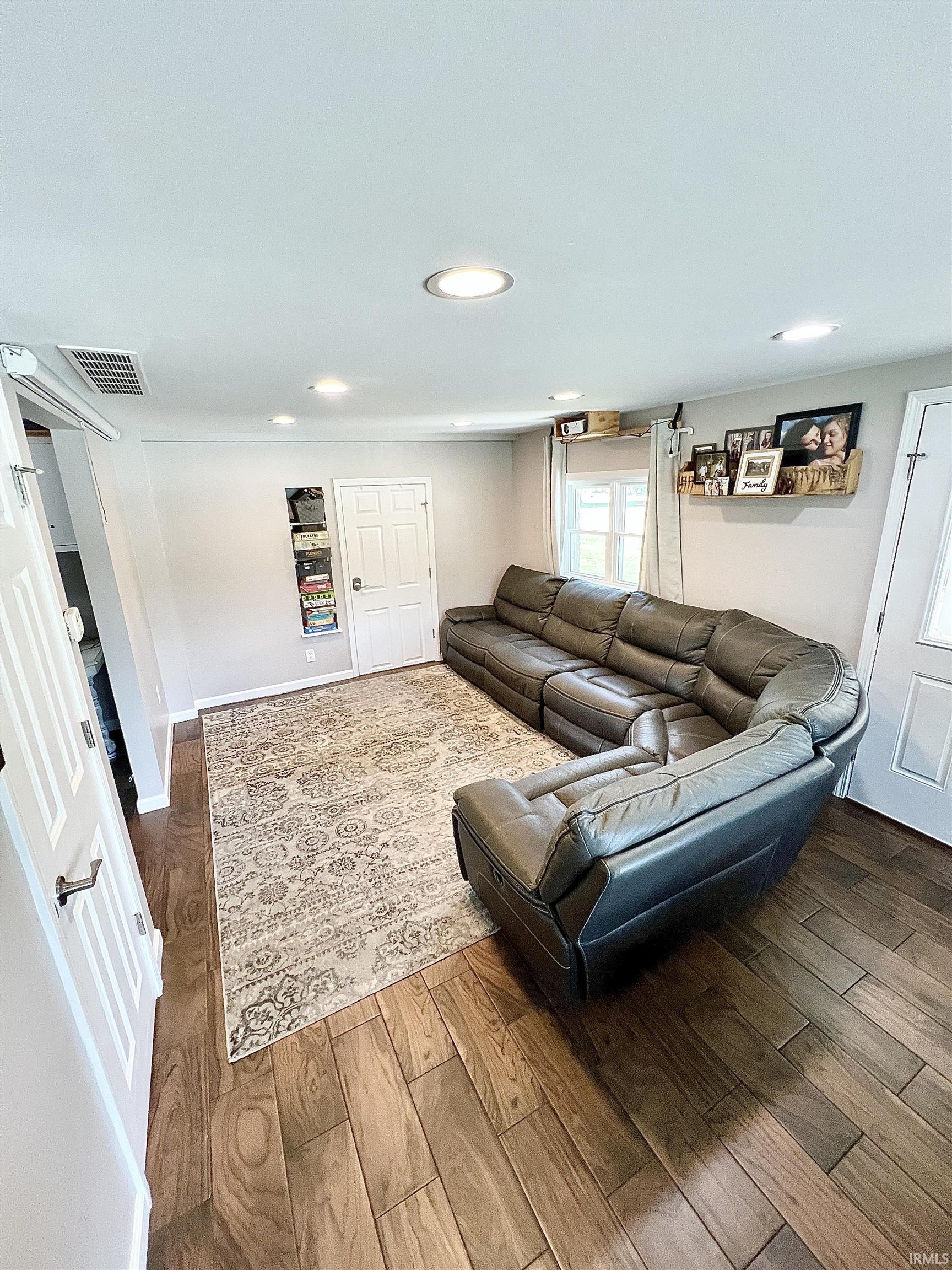 Photo 5 of 3001 Prairie Grove Drive