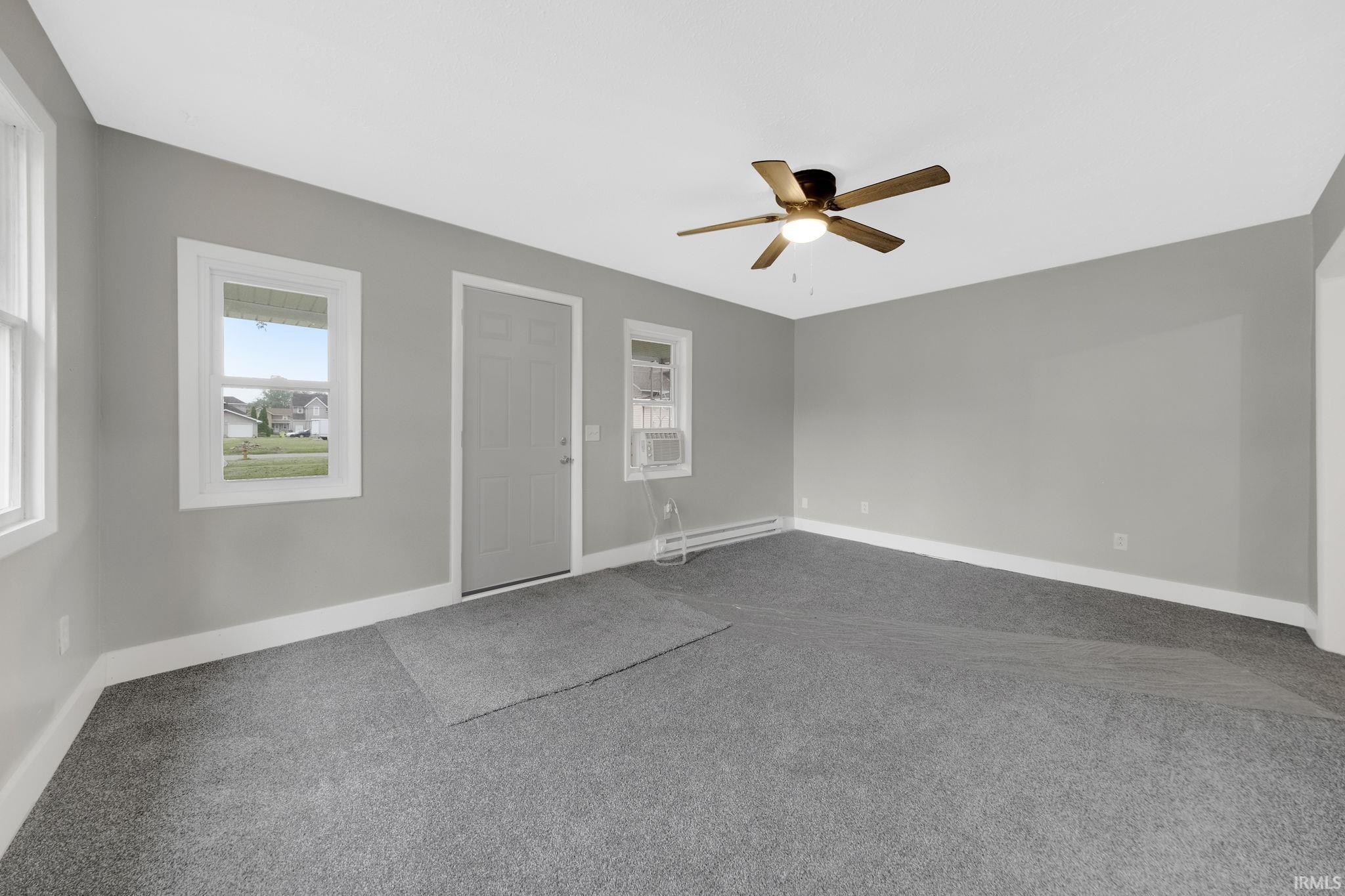 Photo 4 of 222 E Kitt Street
