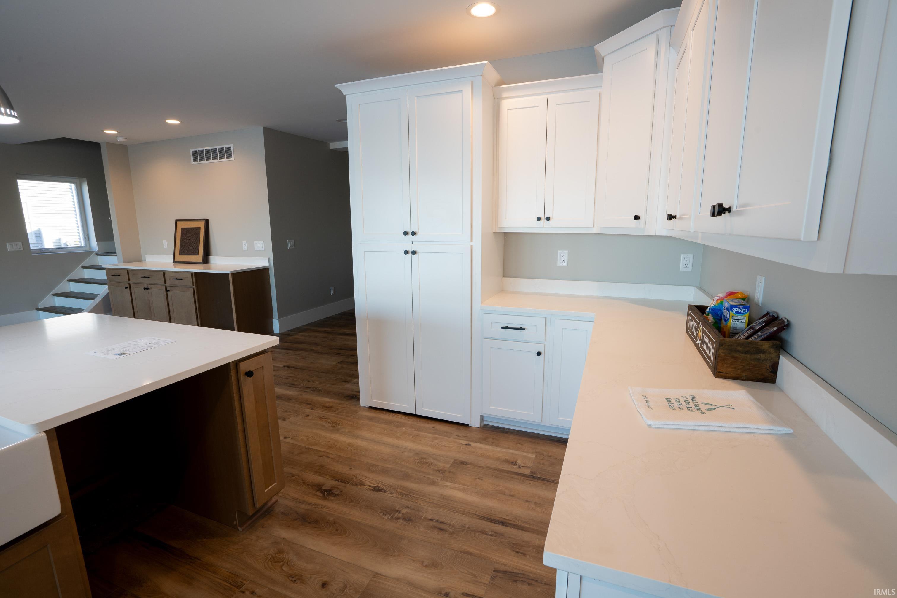 Homes for sale in Syracuse, IN | 12967 N Eastshore Dr, Syracuse, IN 46567 | MLS# 202526940