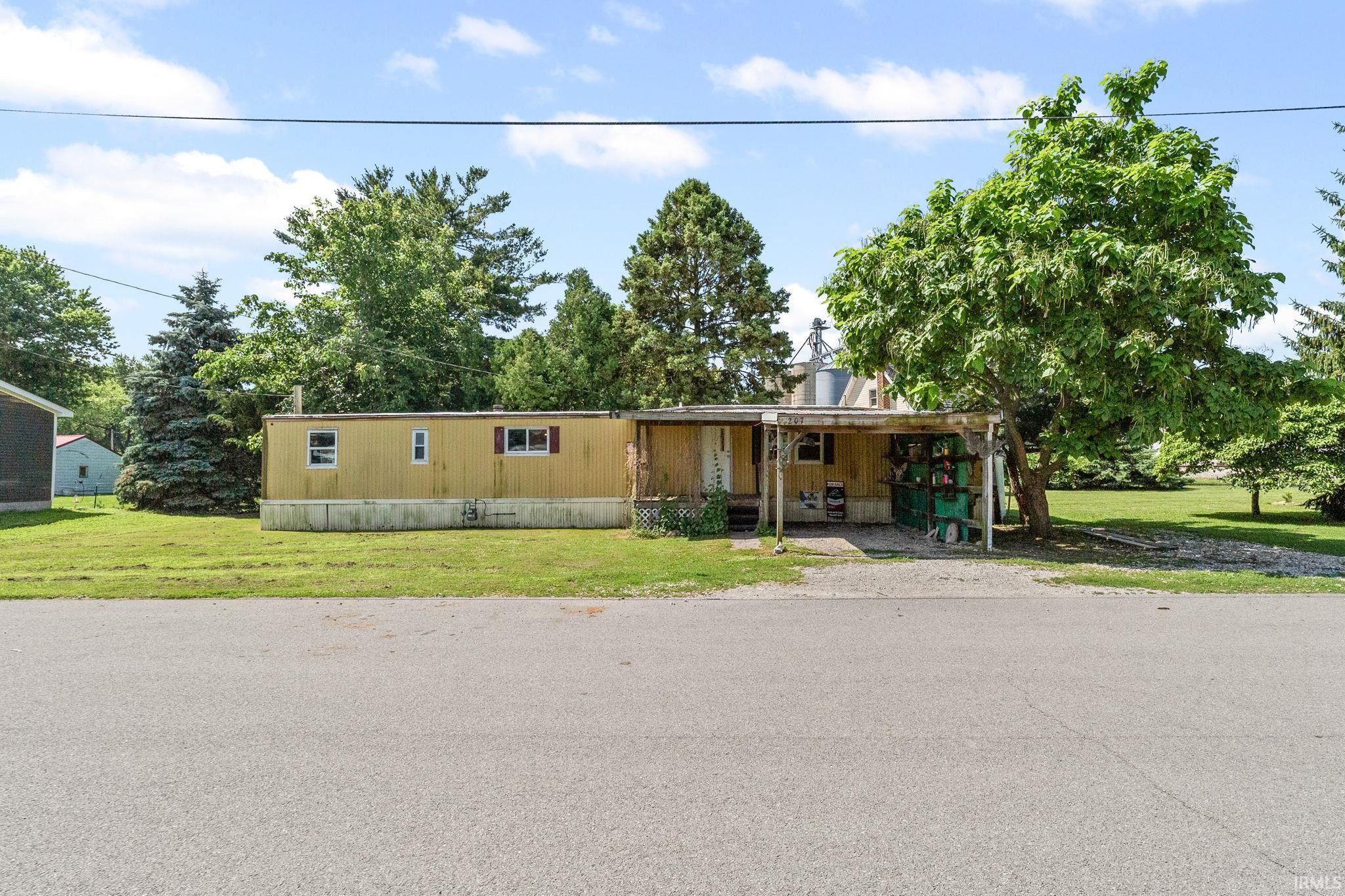 Homes for sale in Walton, IN | 200 Church St, Walton, IN 46994 | MLS# 202526980