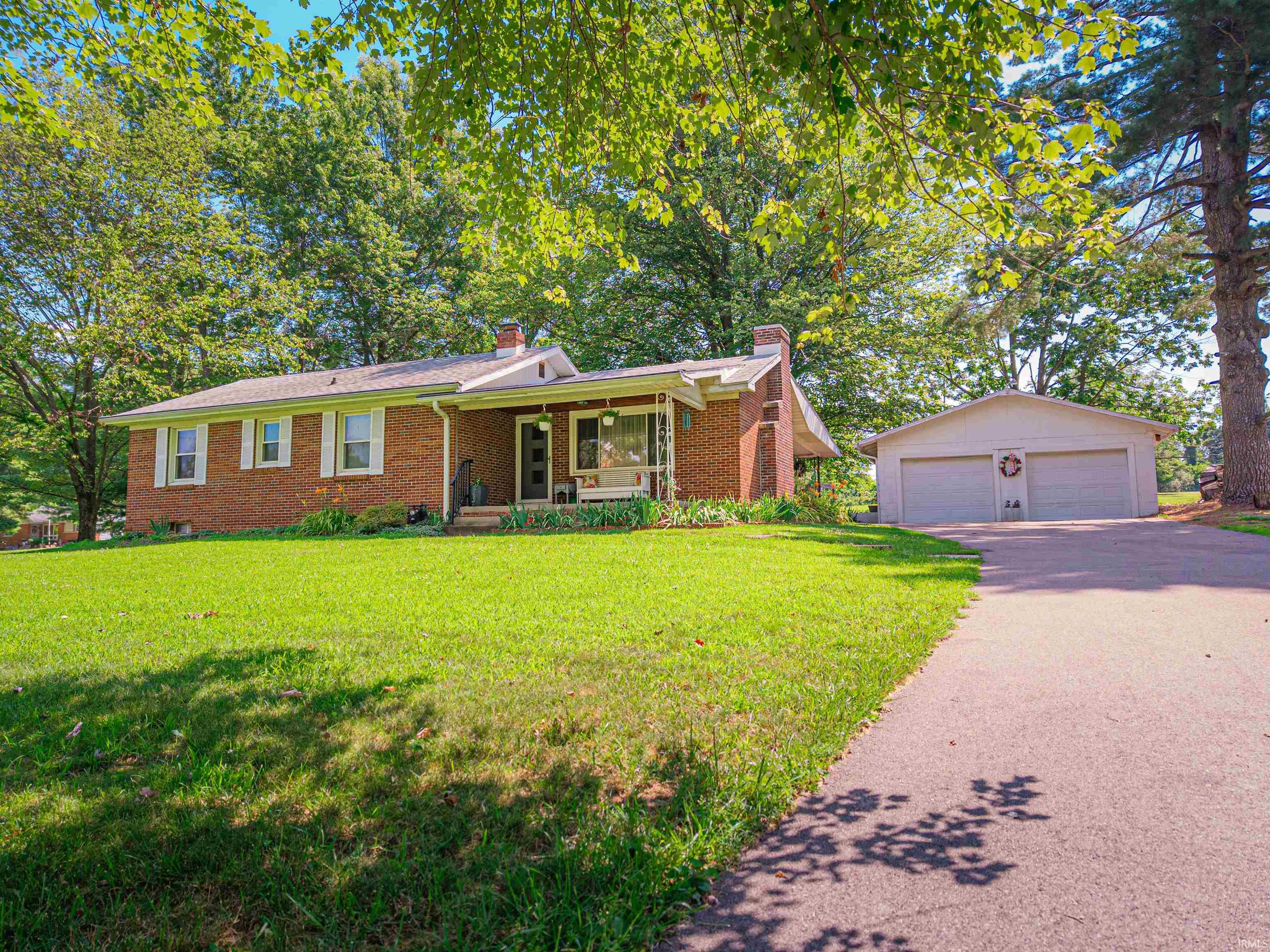 Homes for sale in Newburgh, IN | 1844 Fuquay Rd, Newburgh, IN 47630 | MLS# 202527002