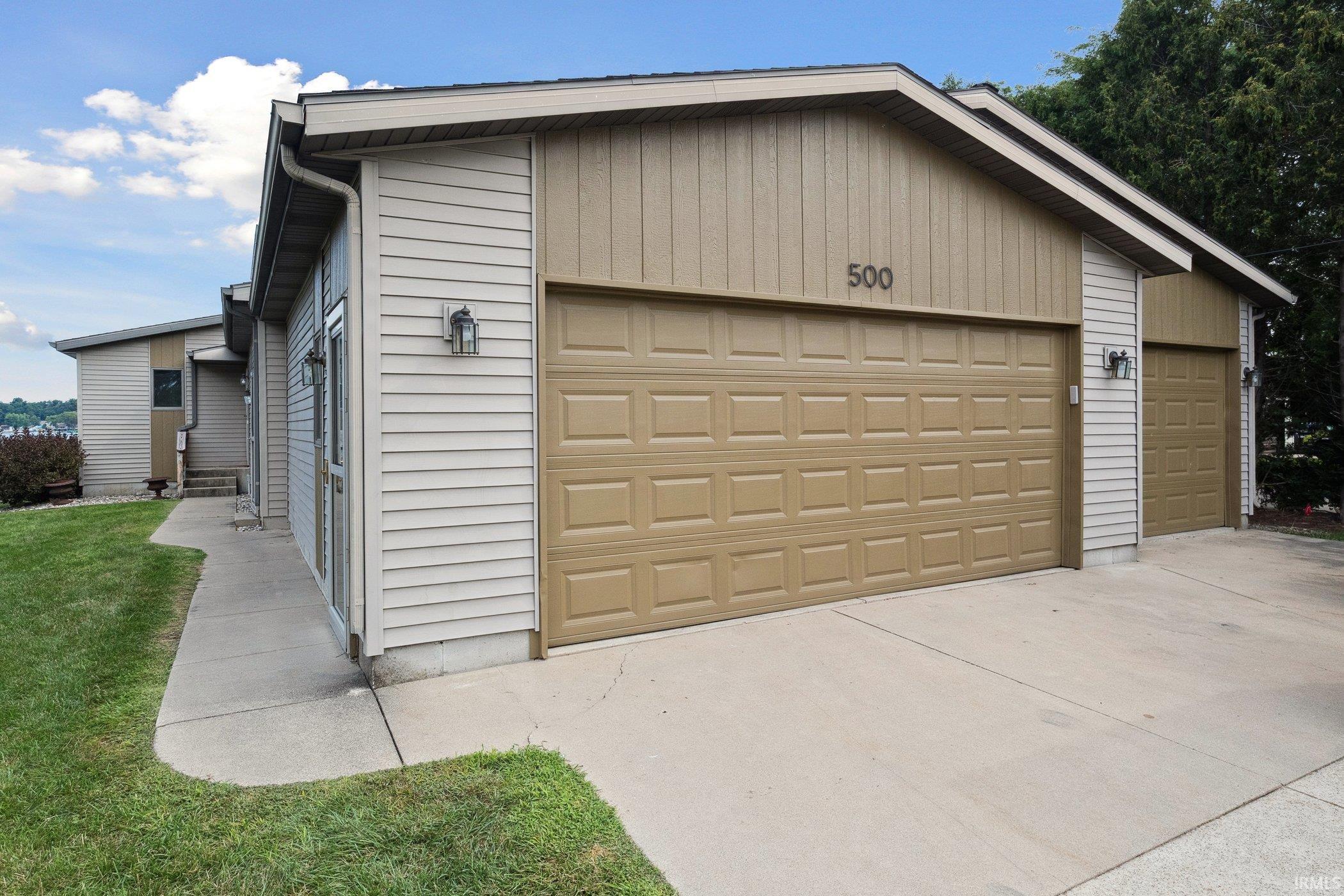 Photo 4 of 500 E Medusa Street