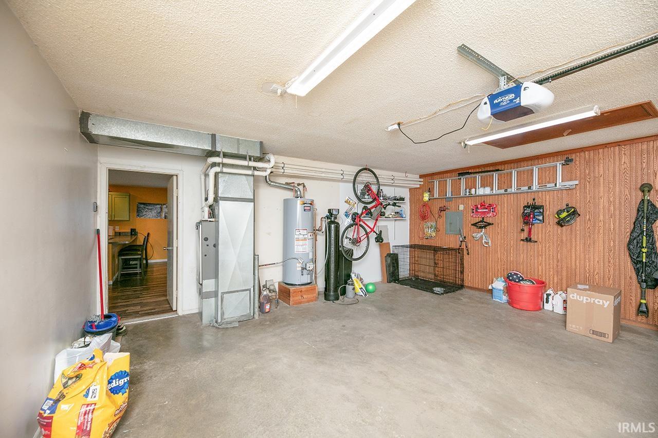 Photo 18 of 2107 Cortez Drive
