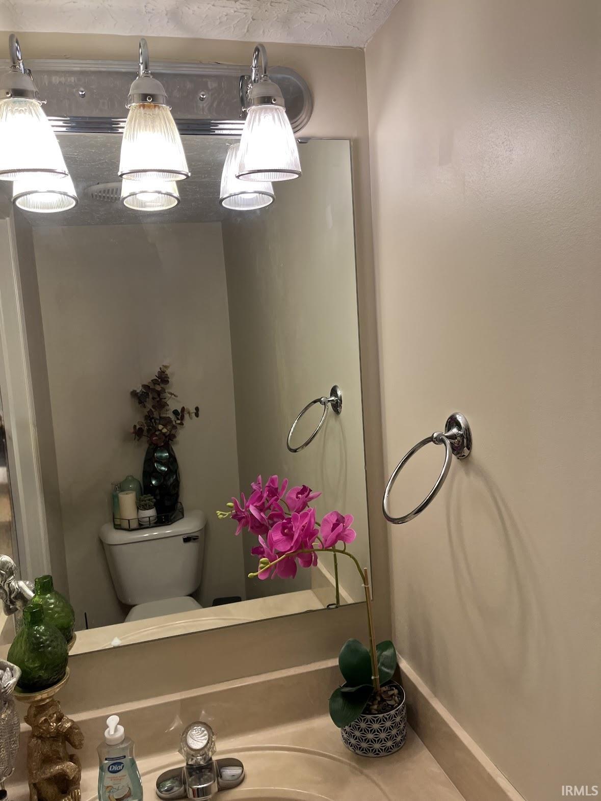 Homes for sale in Indianapolis, IN | 5931 Marina View Ln, Indianapolis, IN 46237 | MLS# 202527049