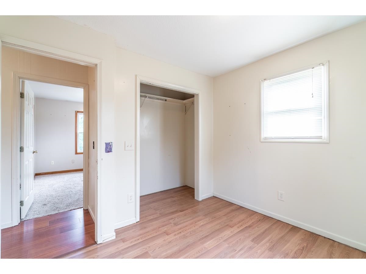 Photo 10 of 409 N Sierer Street