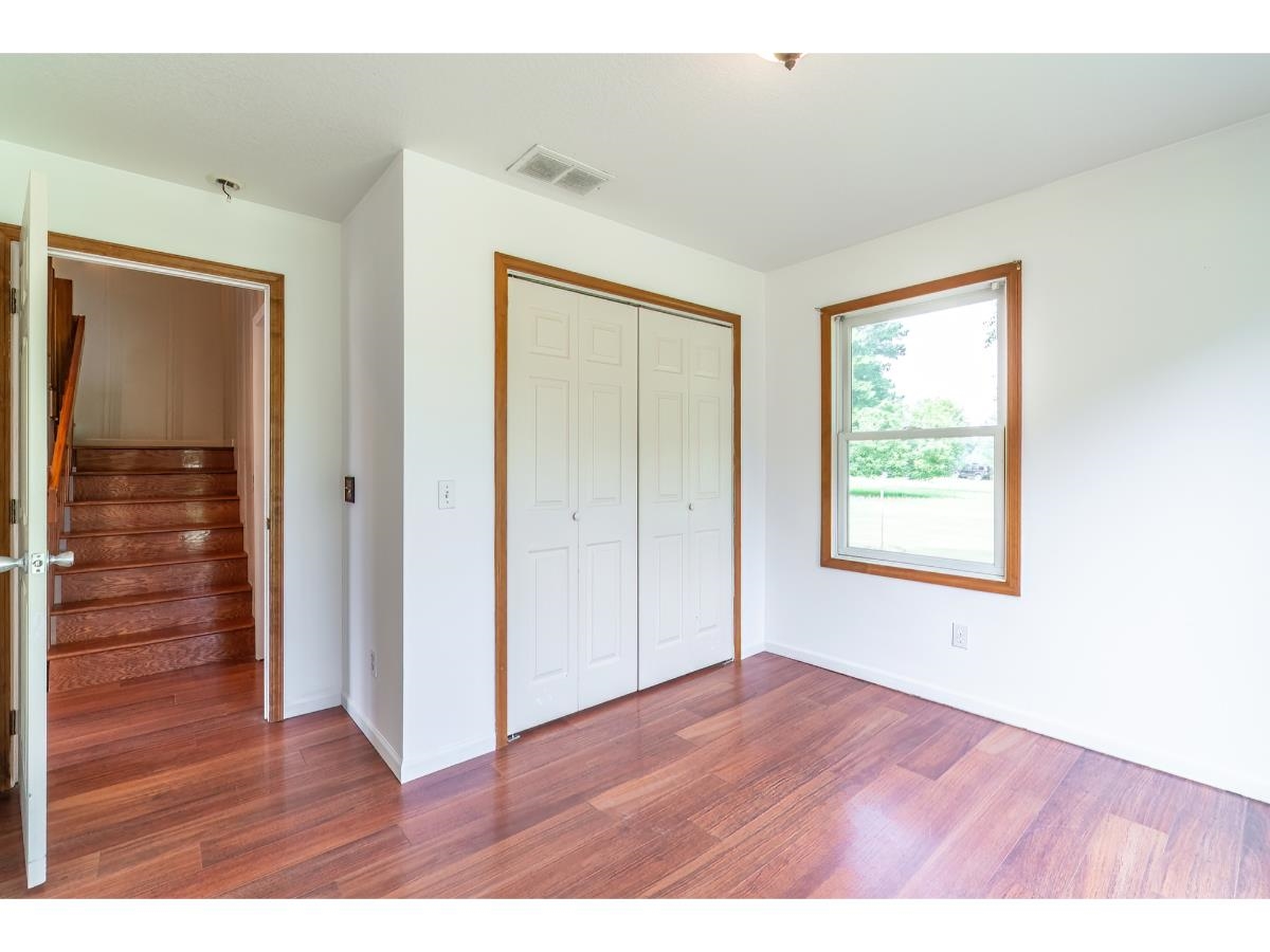 Photo 6 of 409 N Sierer Street