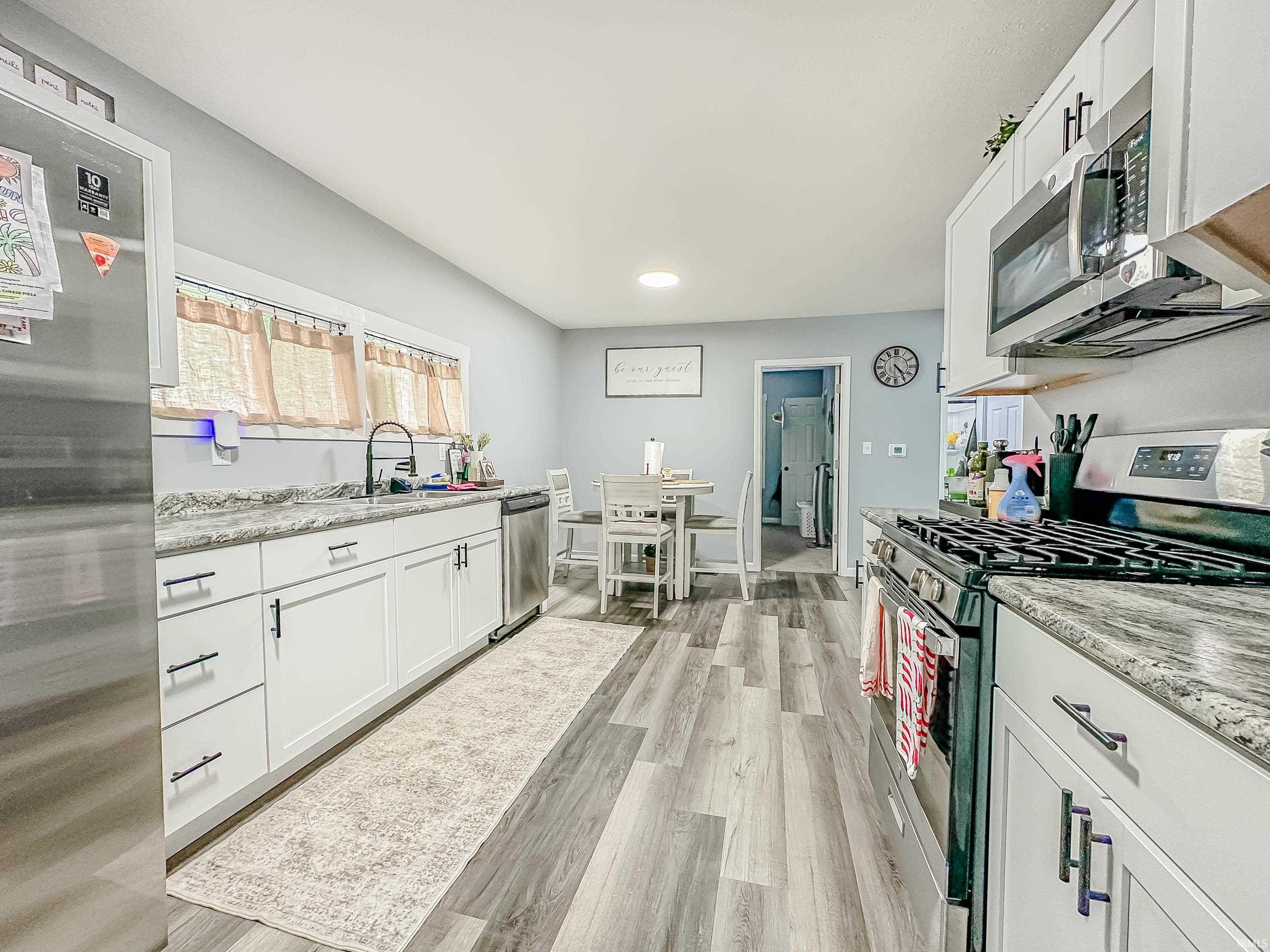 Photo 5 of 604 E Lusher Avenue