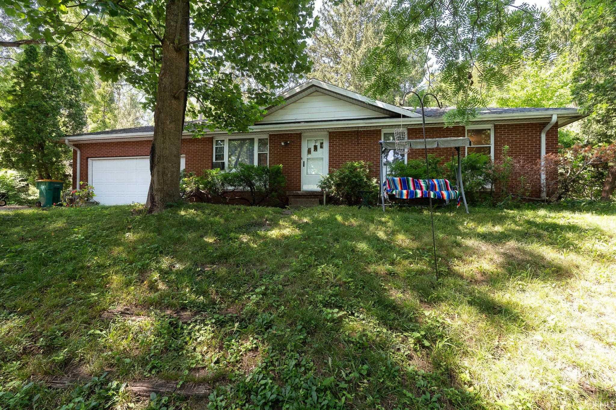 Homes for sale in West Lafayette, IN | 12 Circle Ln, West Lafayette, IN 47906 | MLS# 202527239